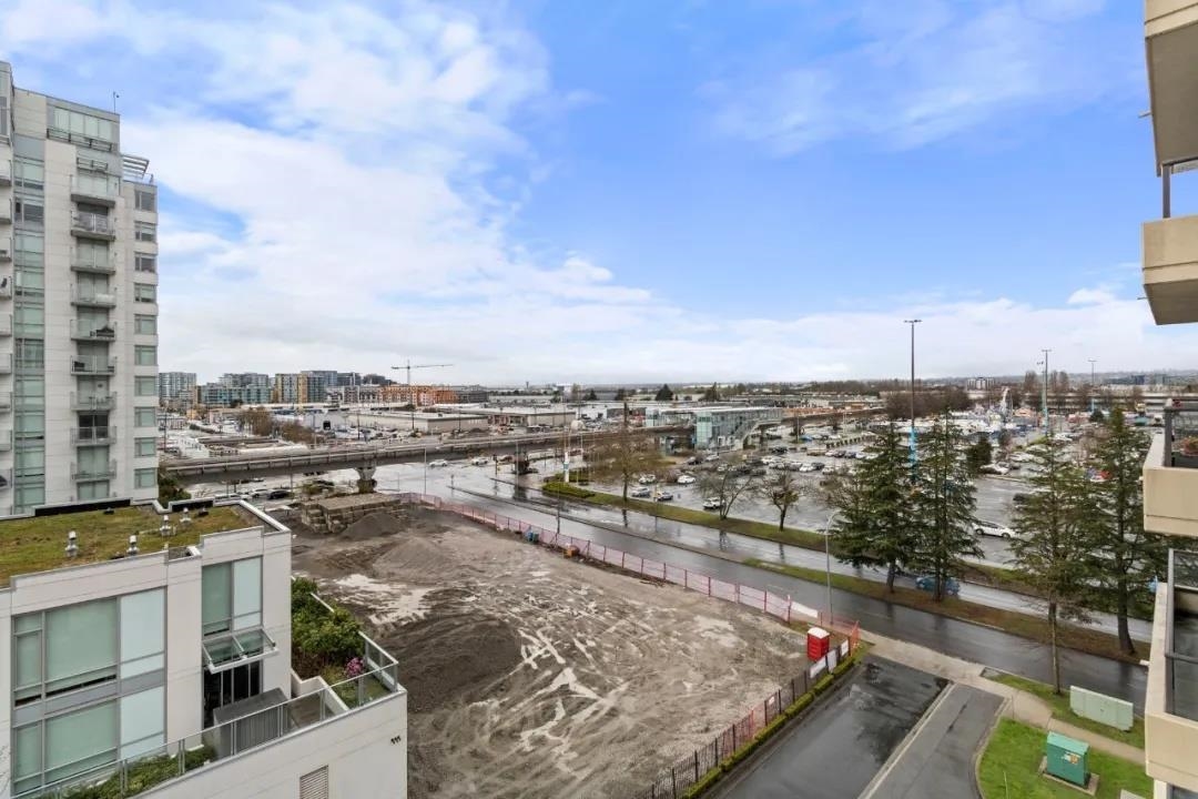 608 8120 LANSDOWNE ROAD Unit: 608