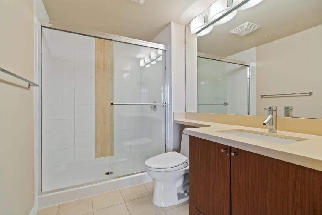 608 8120 LANSDOWNE ROAD Unit: 608