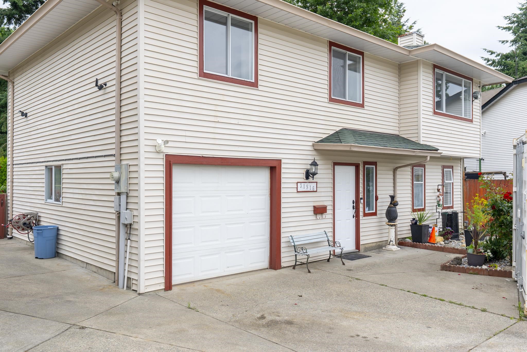 31816 SATURNA CRESCENT