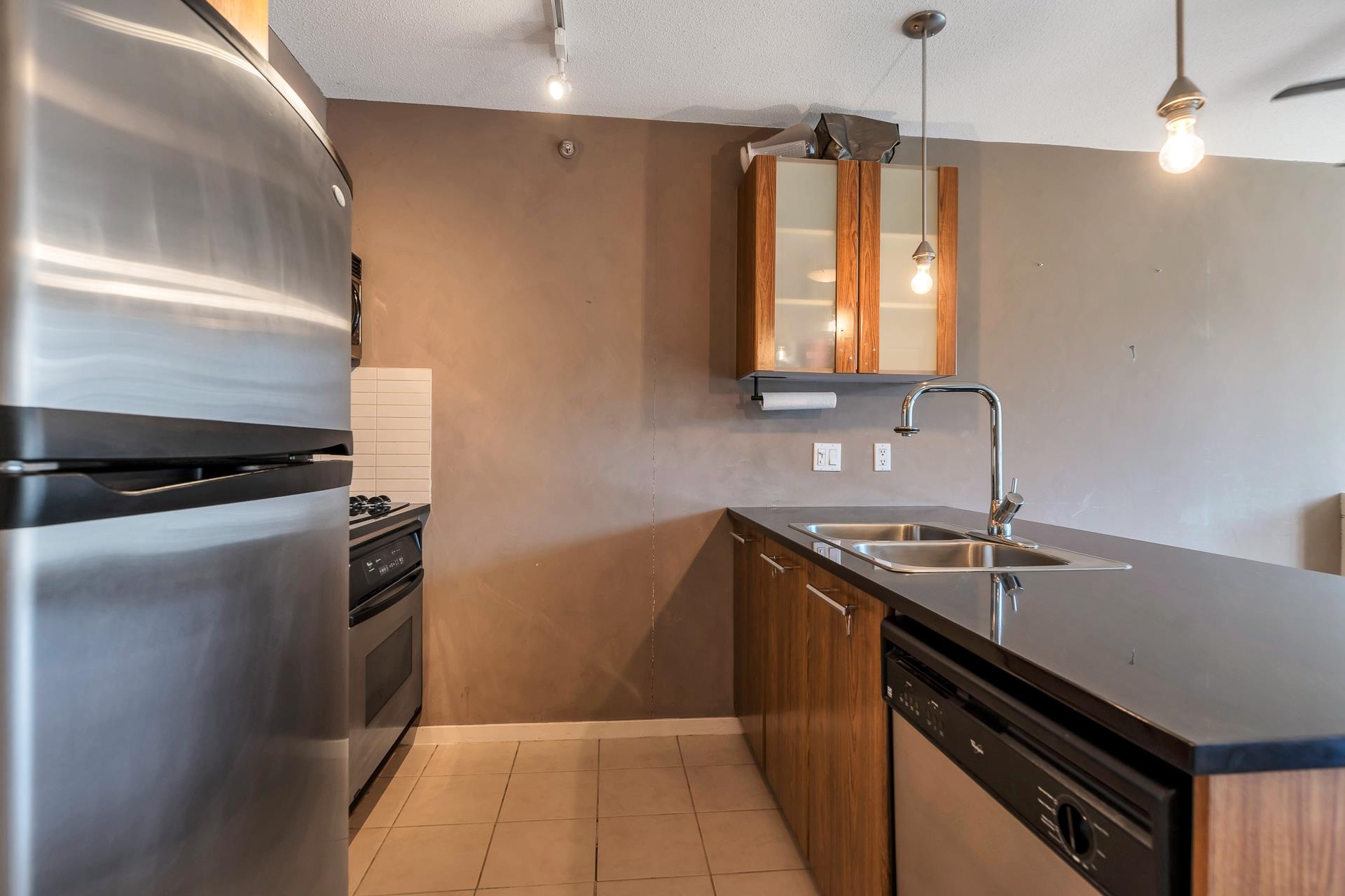 903 1199 SEYMOUR STREET Unit: 903