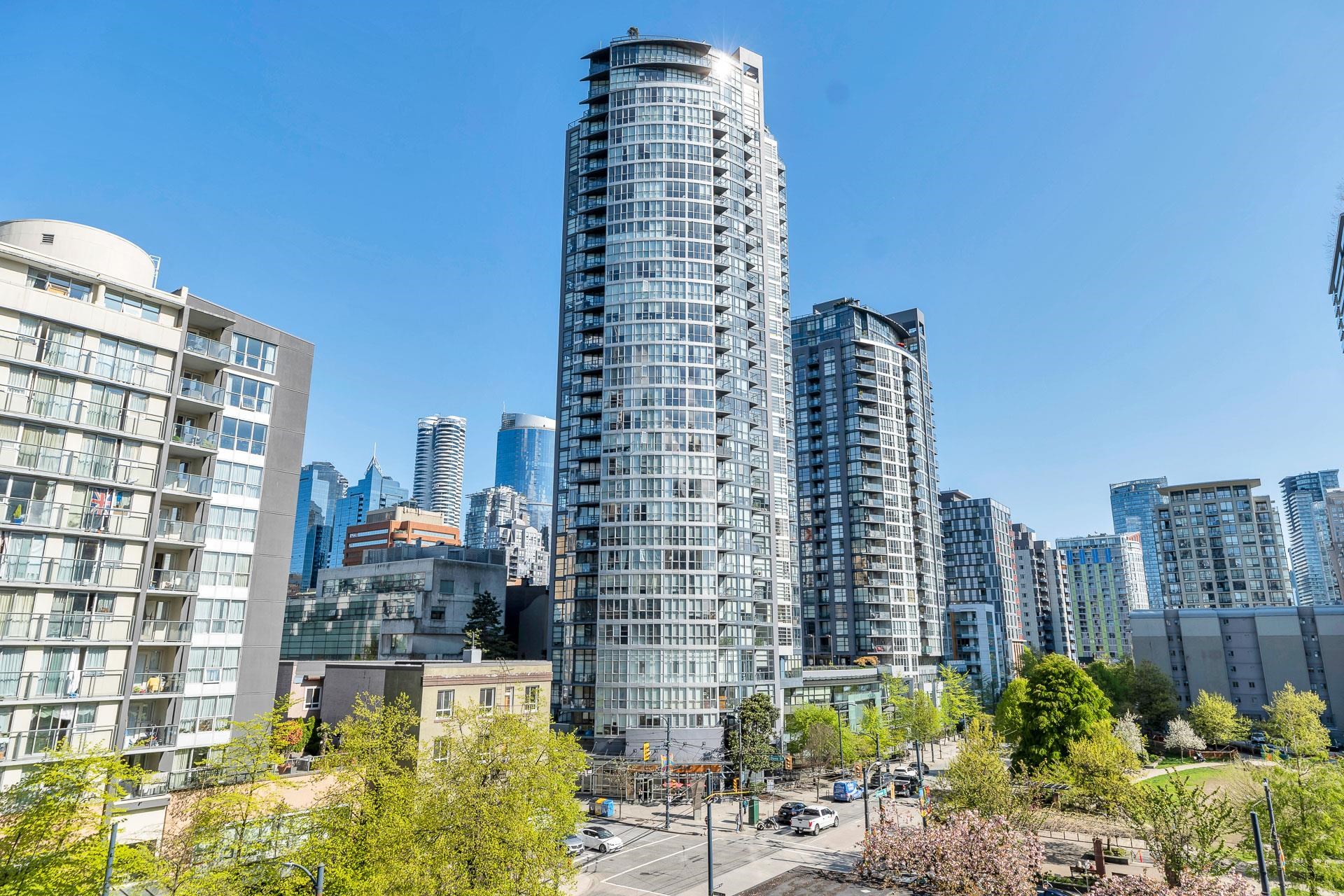 903 1199 SEYMOUR STREET Unit: 903