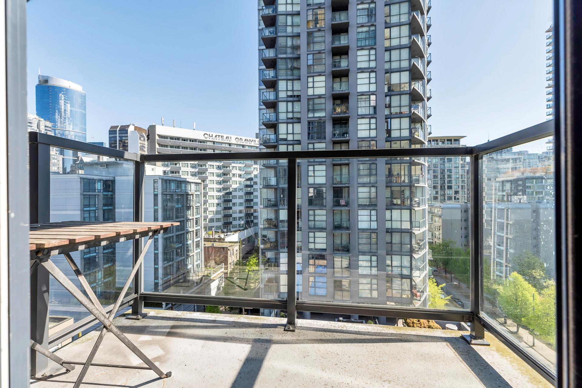 903 1199 SEYMOUR STREET Unit: 903