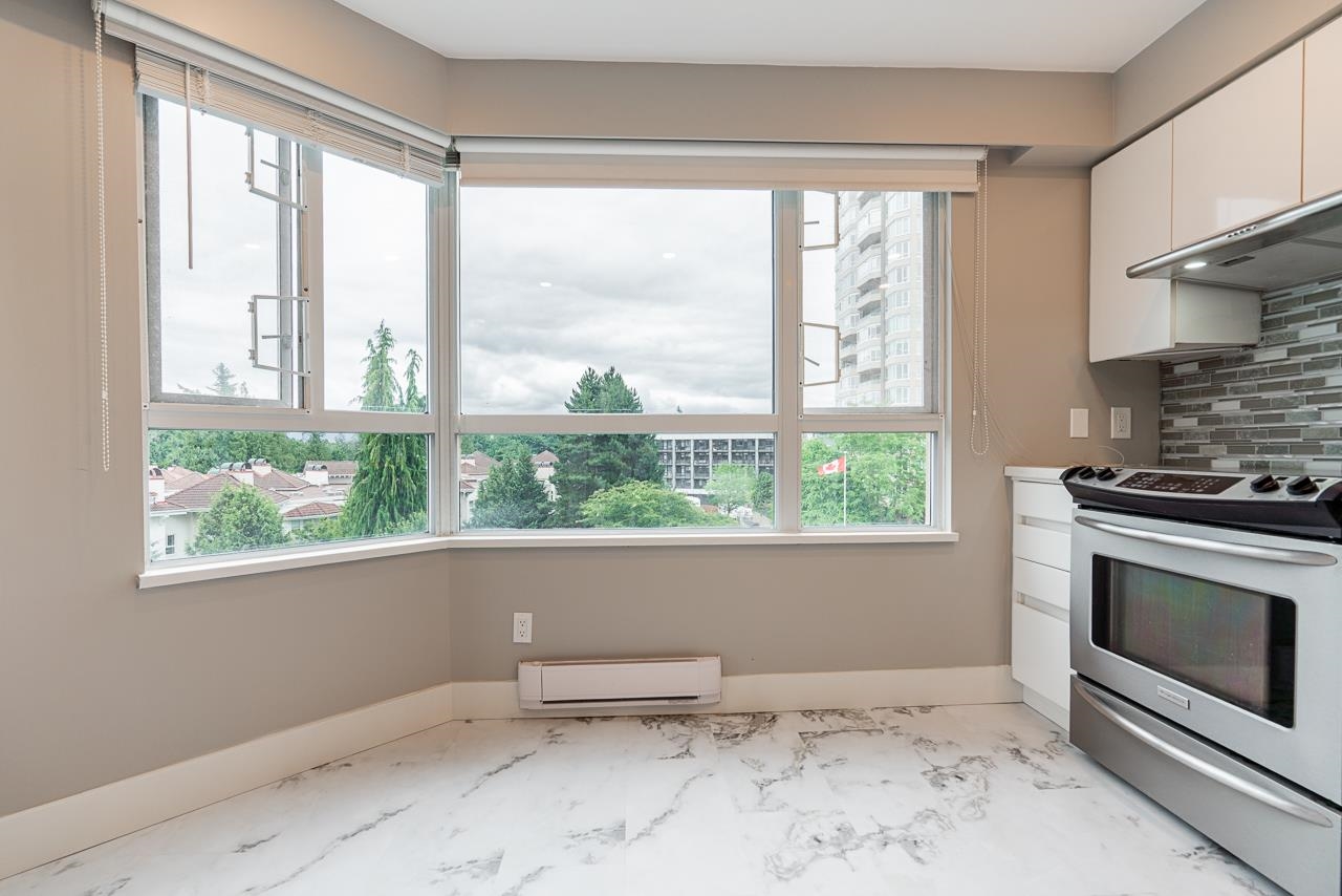401 3190 GLADWIN ROAD Unit: 401