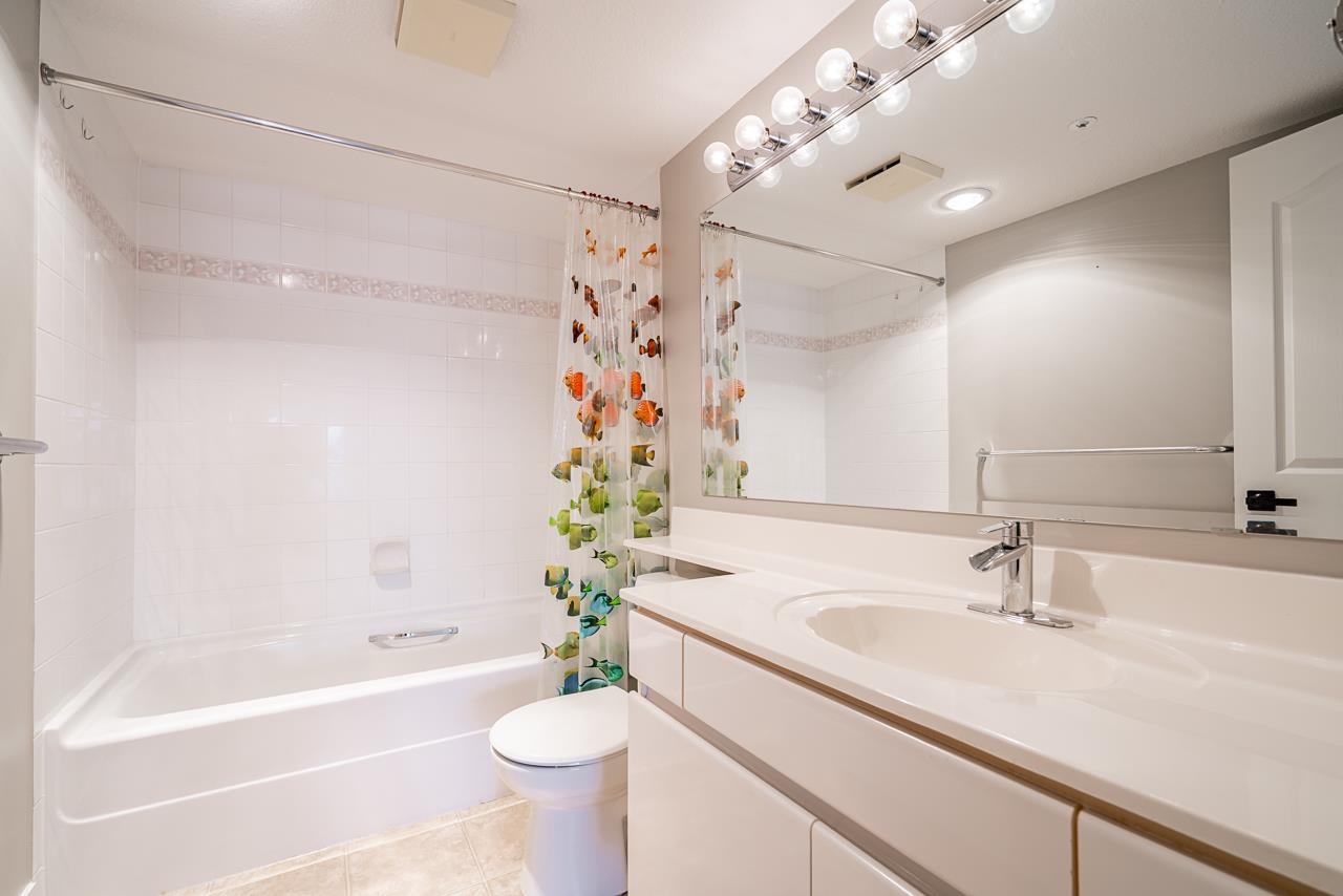 401 3190 GLADWIN ROAD Unit: 401