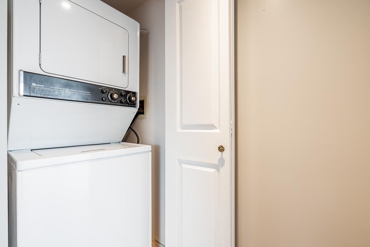 401 3190 GLADWIN ROAD Unit: 401