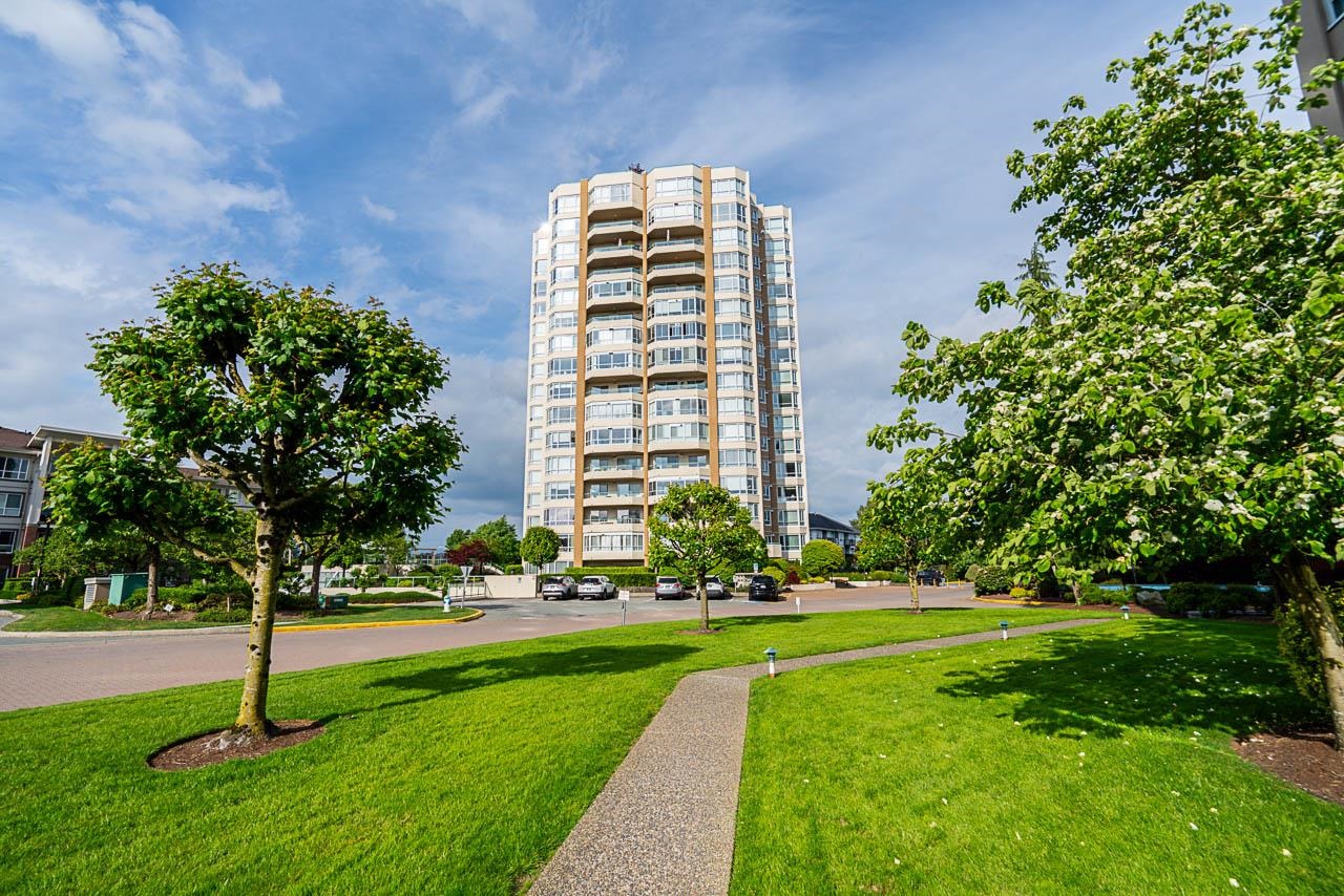 401 3190 GLADWIN ROAD Unit: 401