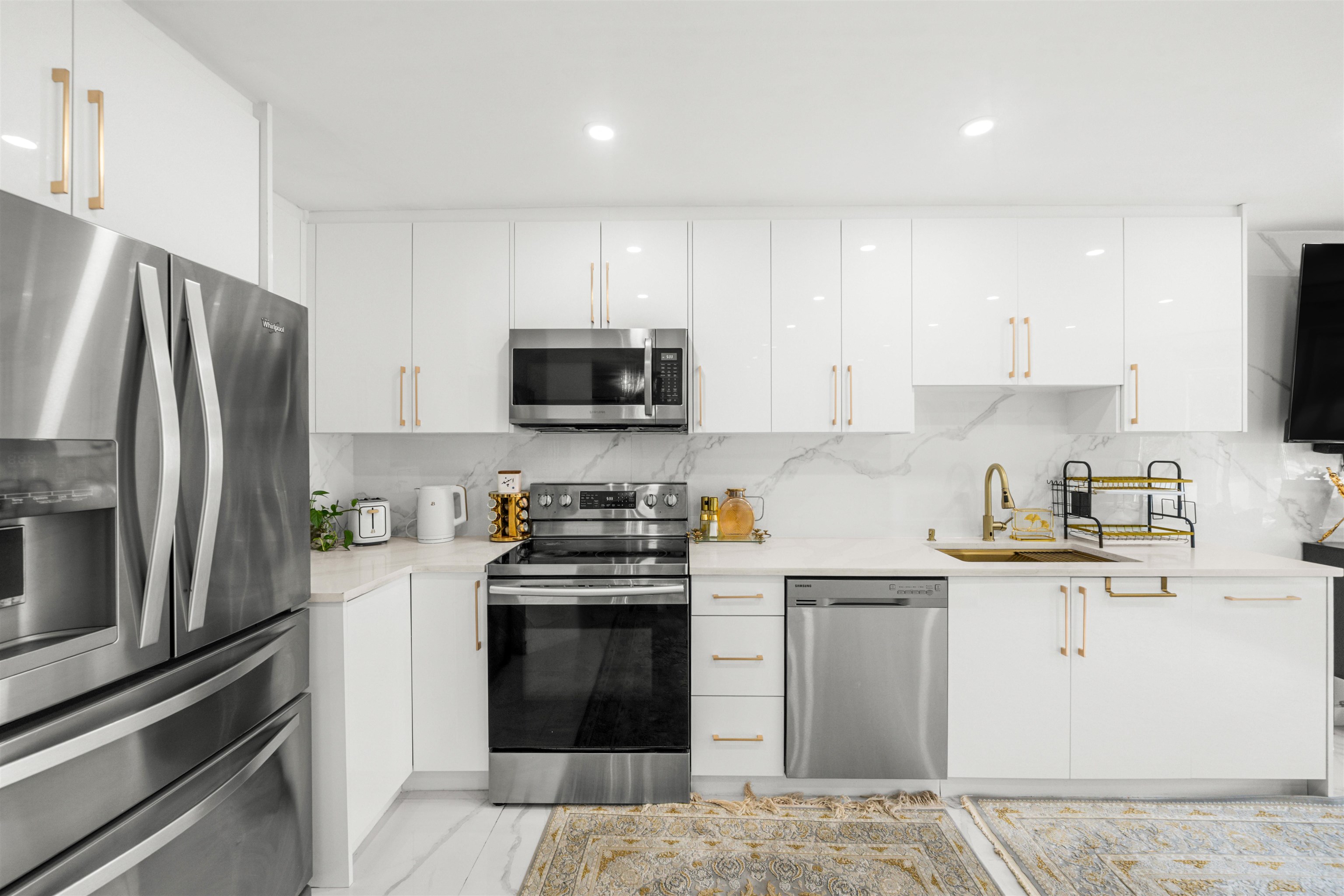 13 8220 121A STREET Unit: 13