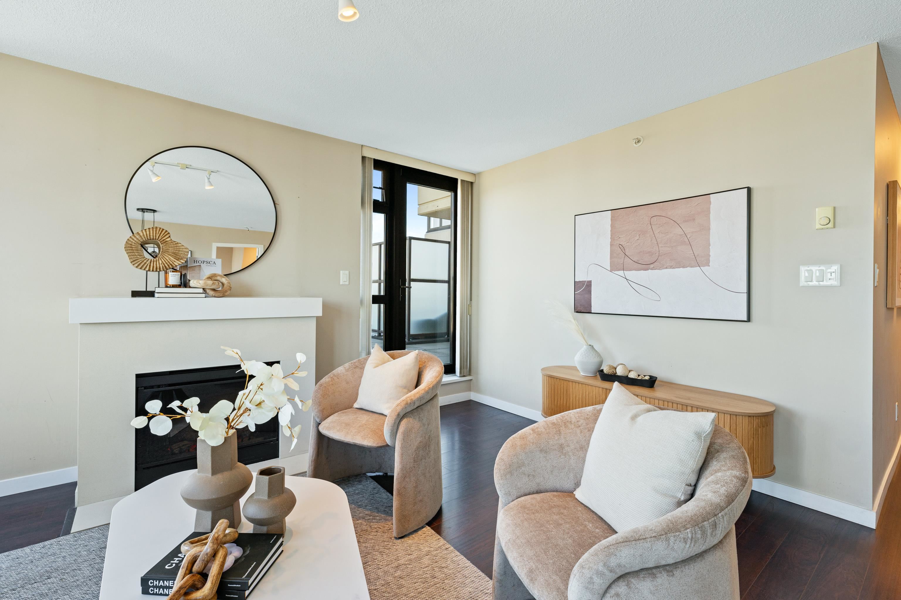 1301 8120 LANSDOWNE ROAD Unit: 1301