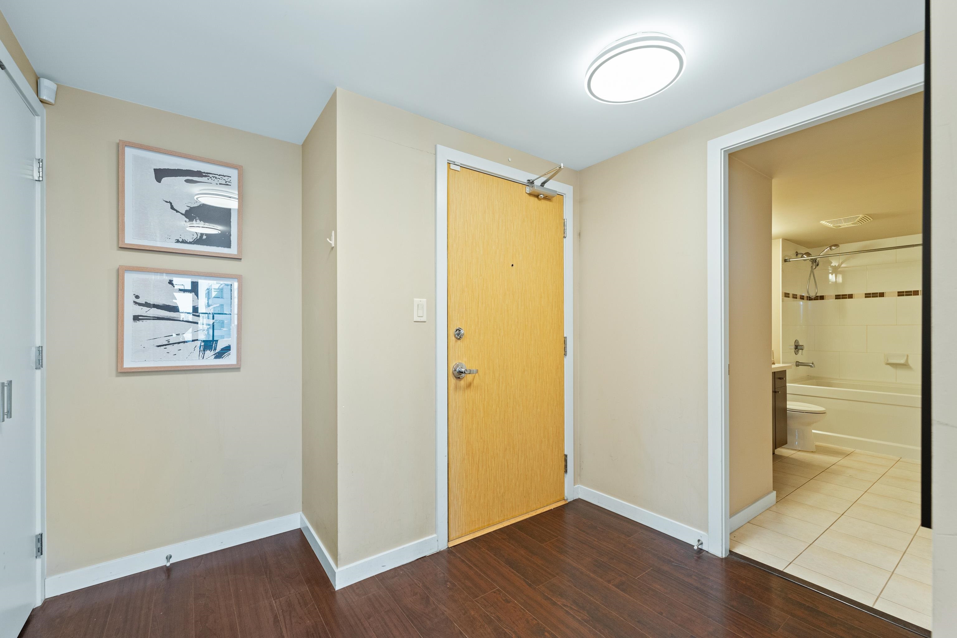 1301 8120 LANSDOWNE ROAD Unit: 1301