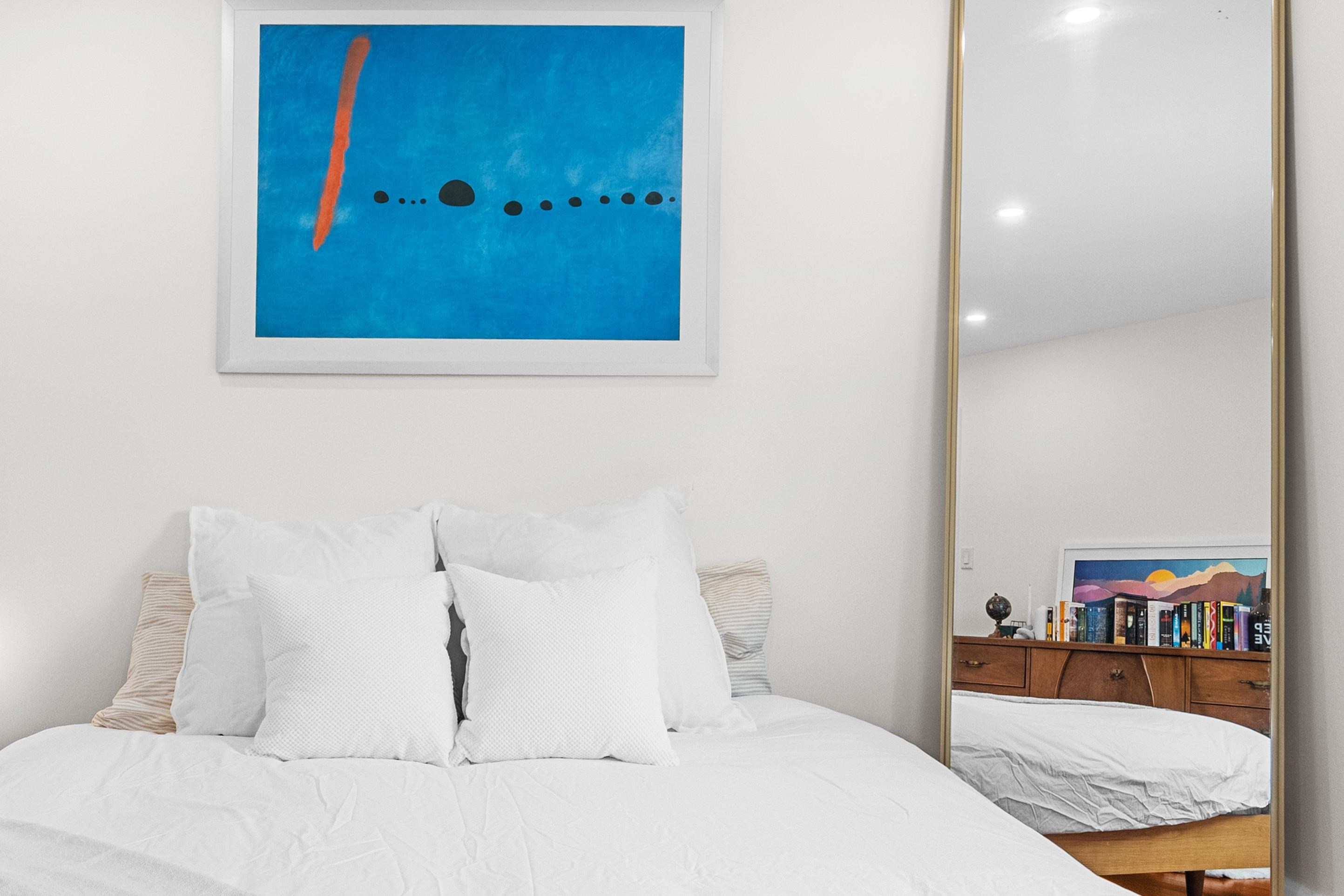101 241 ST. ANDREWS AVENUE Unit: 101
