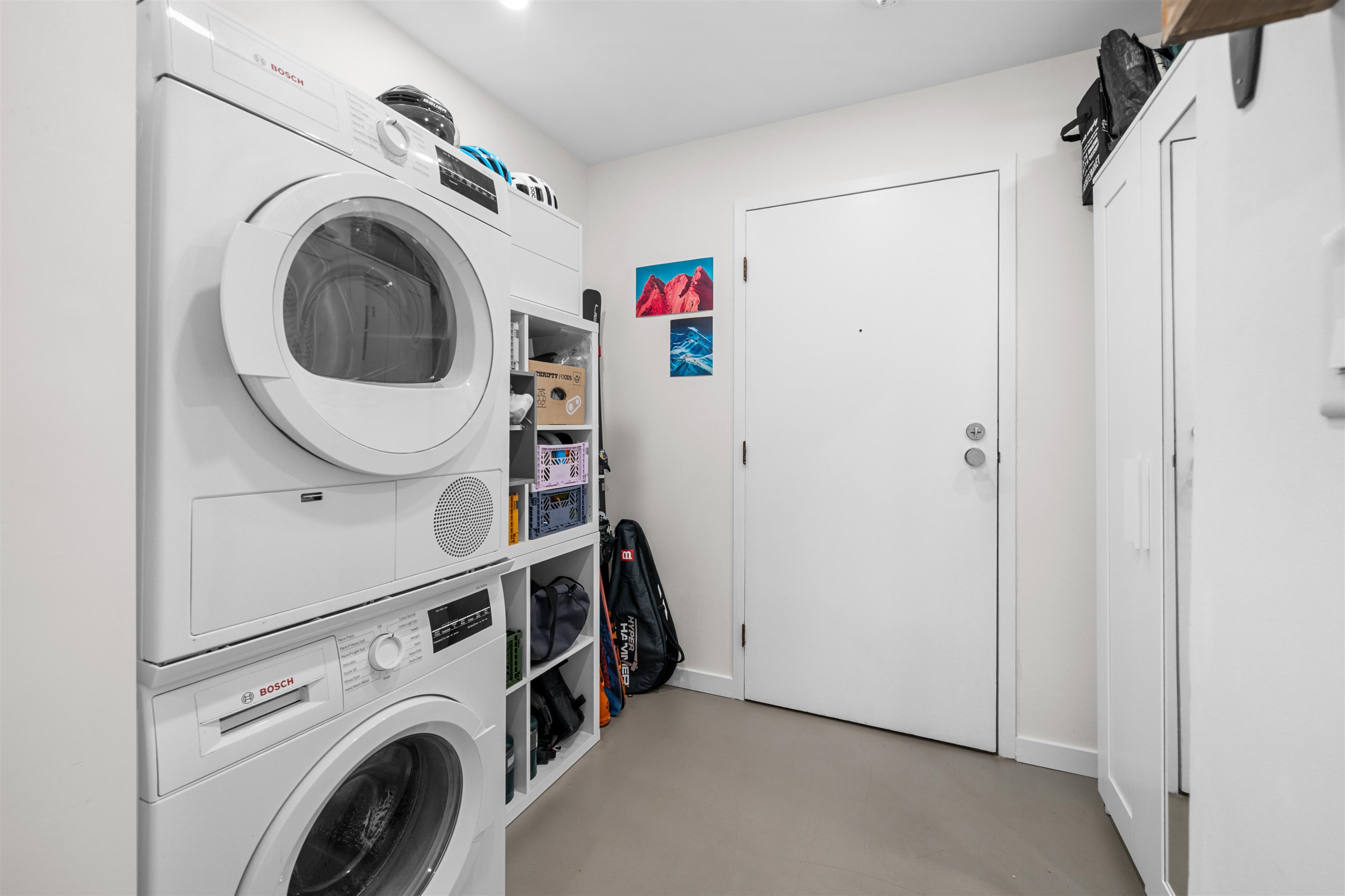 101 241 ST. ANDREWS AVENUE Unit: 101