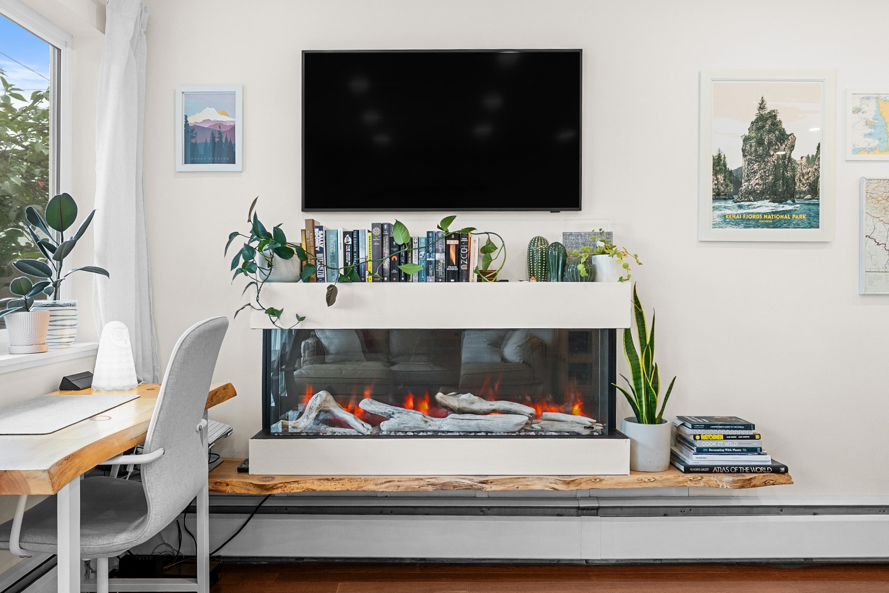 101 241 ST. ANDREWS AVENUE Unit: 101
