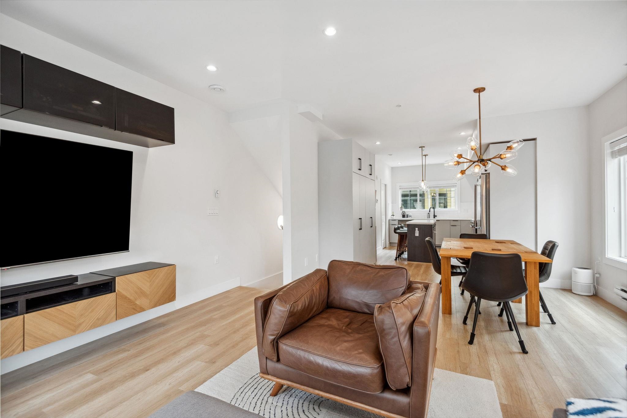 207 80 ELGIN STREET Unit: 207