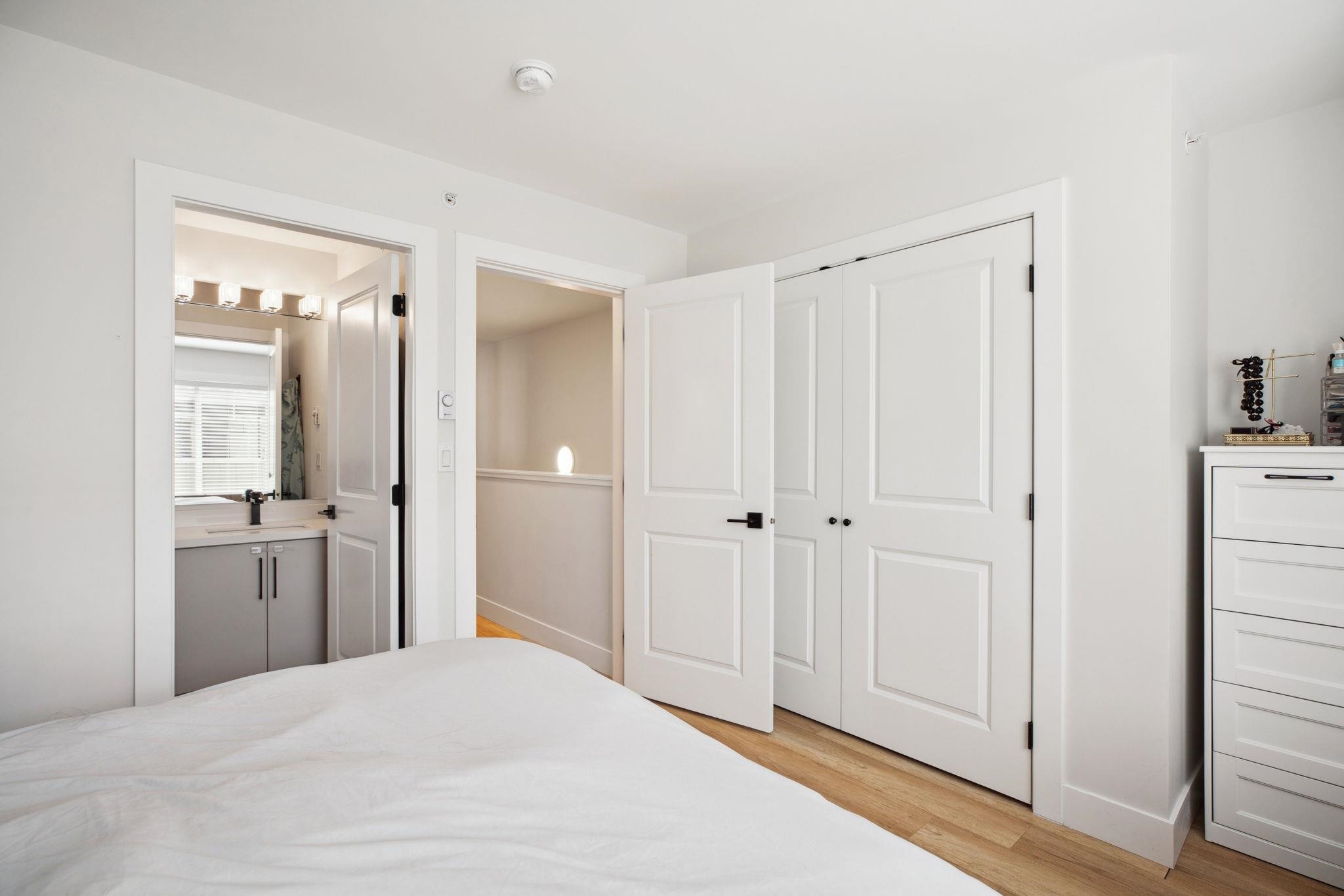 207 80 ELGIN STREET Unit: 207