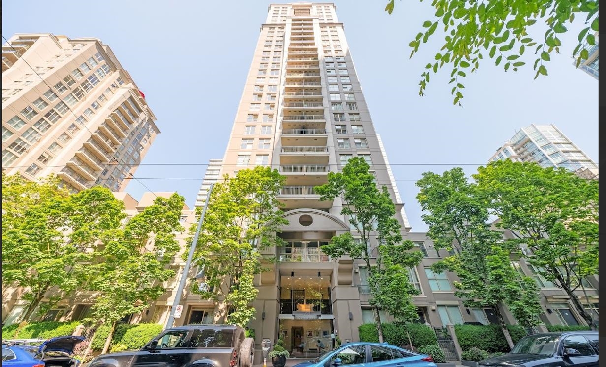 1204 969 RICHARDS STREET Unit: 1204