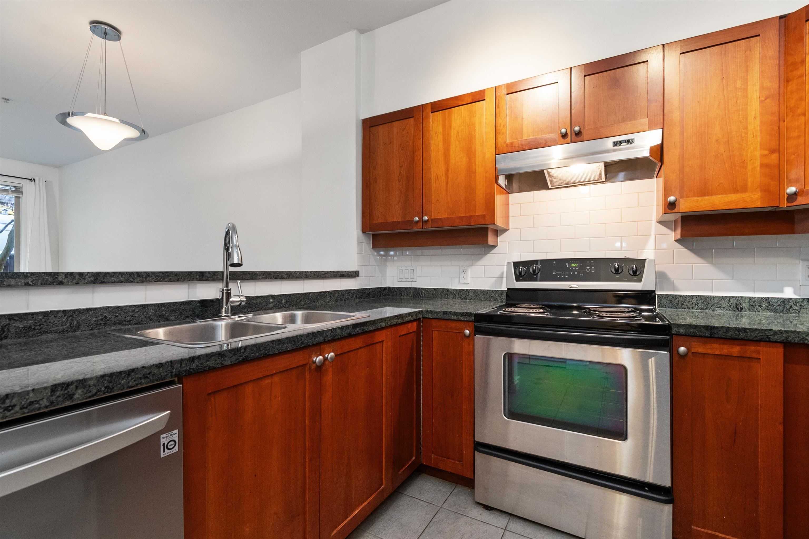 109 675 PARK CRESCENT Unit: 109