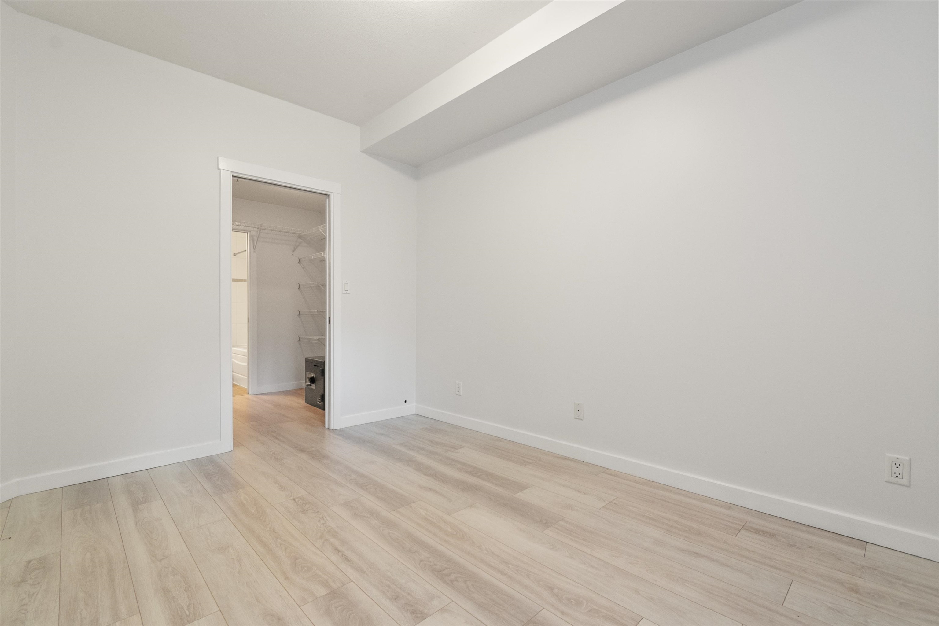 109 675 PARK CRESCENT Unit: 109