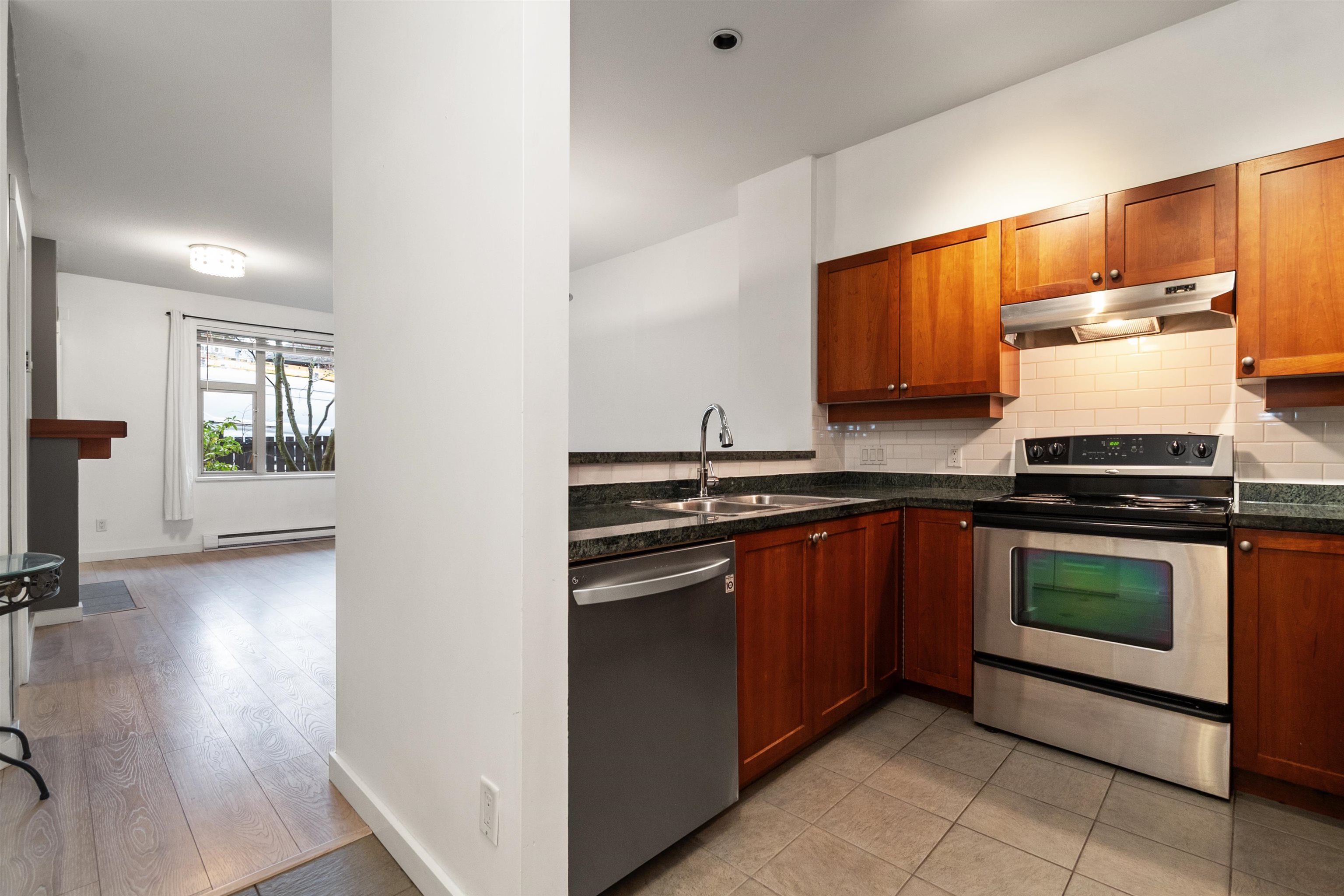 109 675 PARK CRESCENT Unit: 109