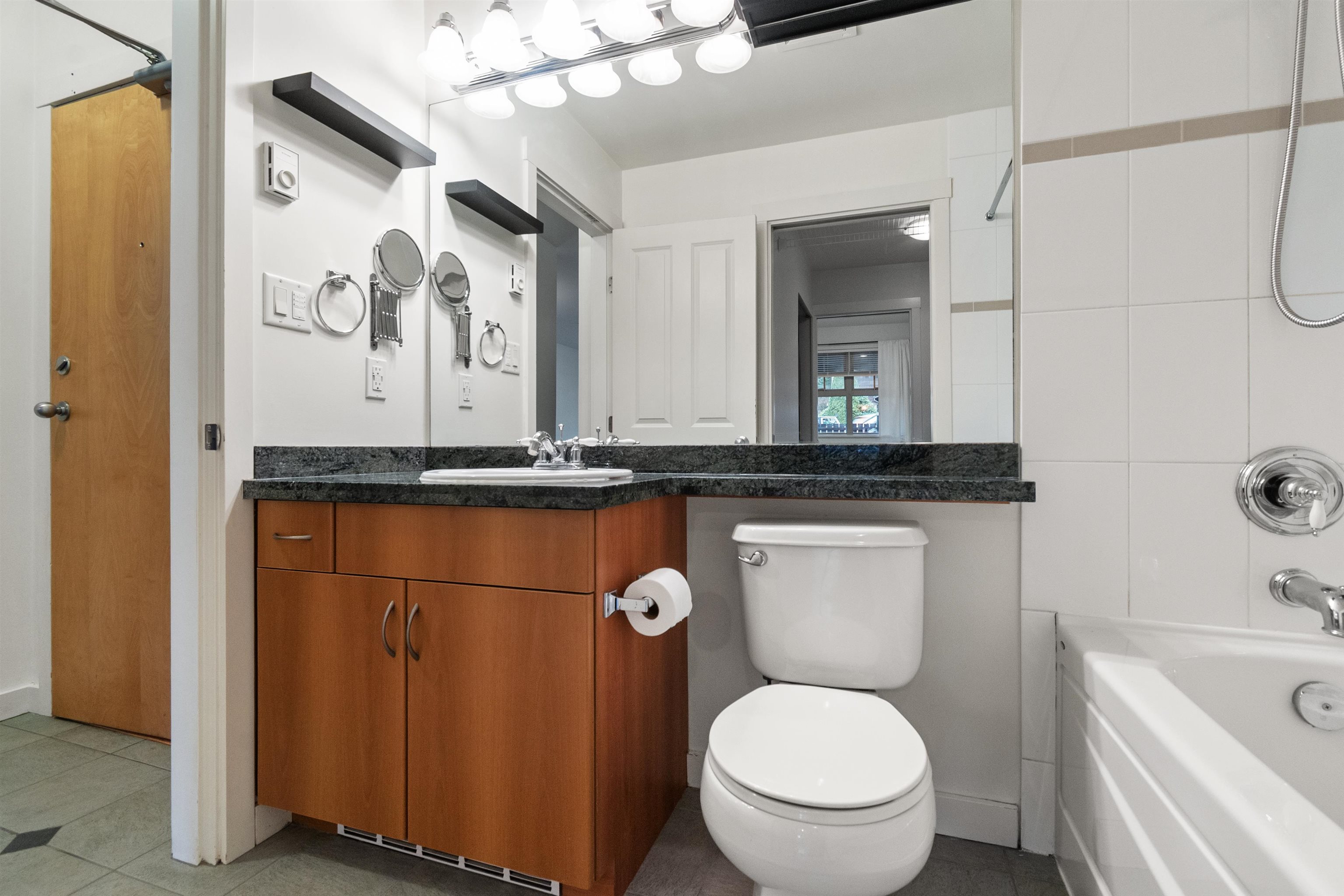 109 675 PARK CRESCENT Unit: 109