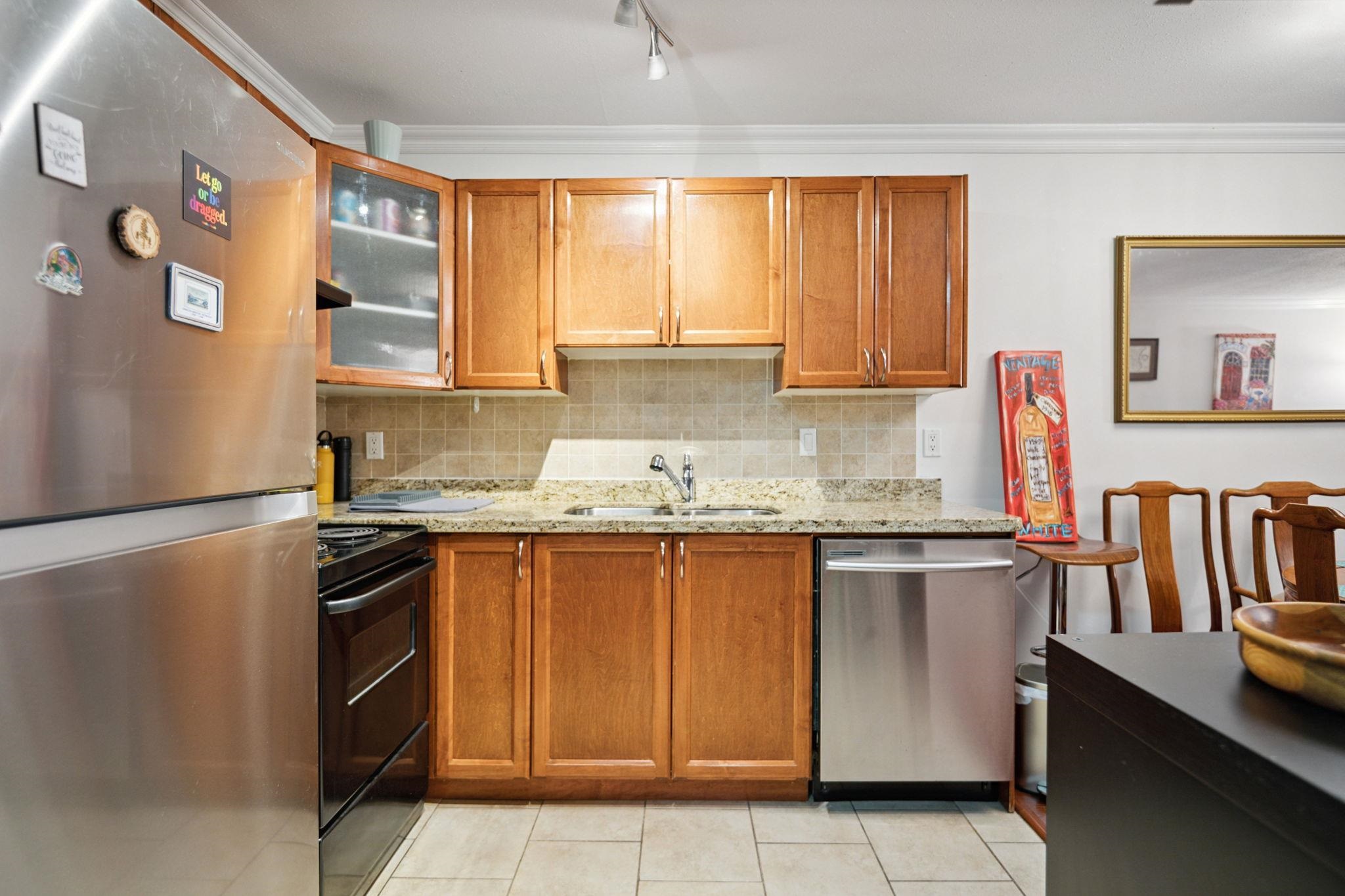 219 1550 BARCLAY STREET Unit: 219