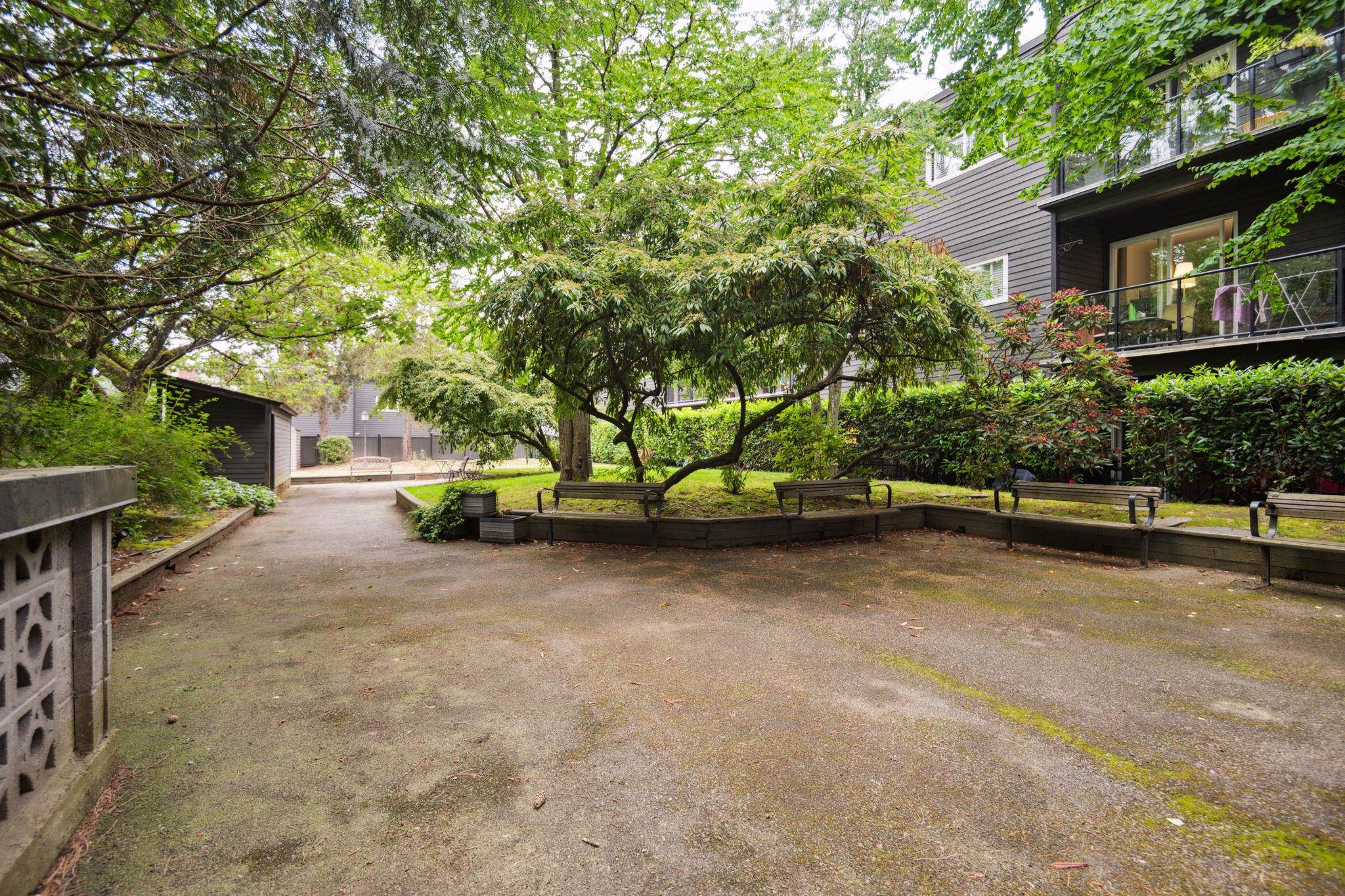 219 1550 BARCLAY STREET Unit: 219