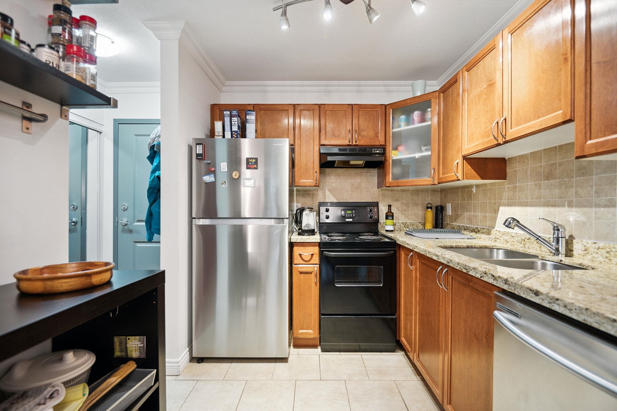 219 1550 BARCLAY STREET Unit: 219