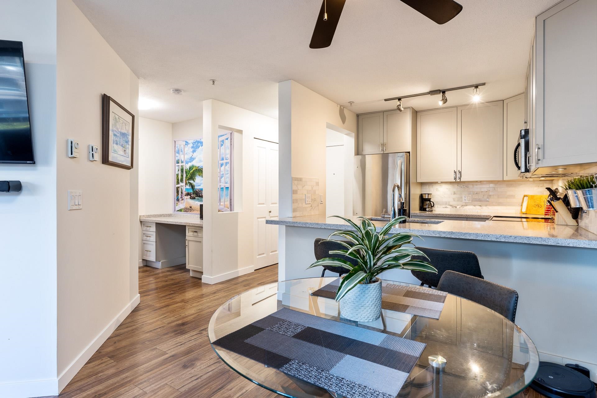203 19750 64 AVENUE Unit: 203
