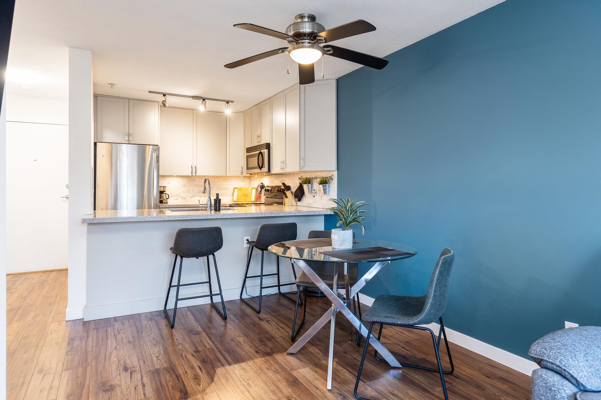 203 19750 64 AVENUE Unit: 203