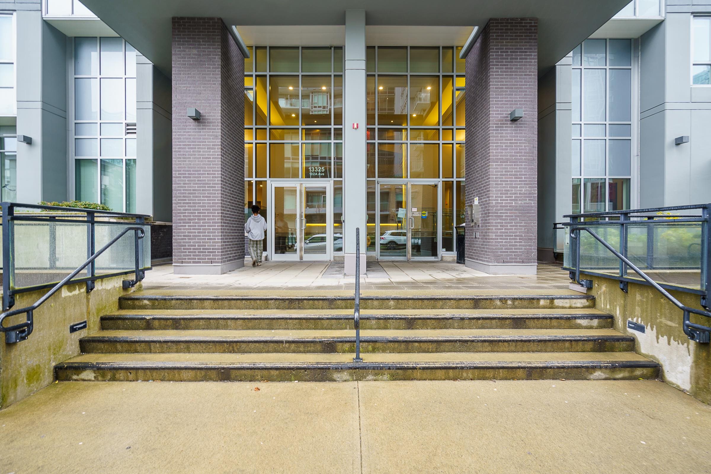 607 13325 102A AVENUE Unit: 607