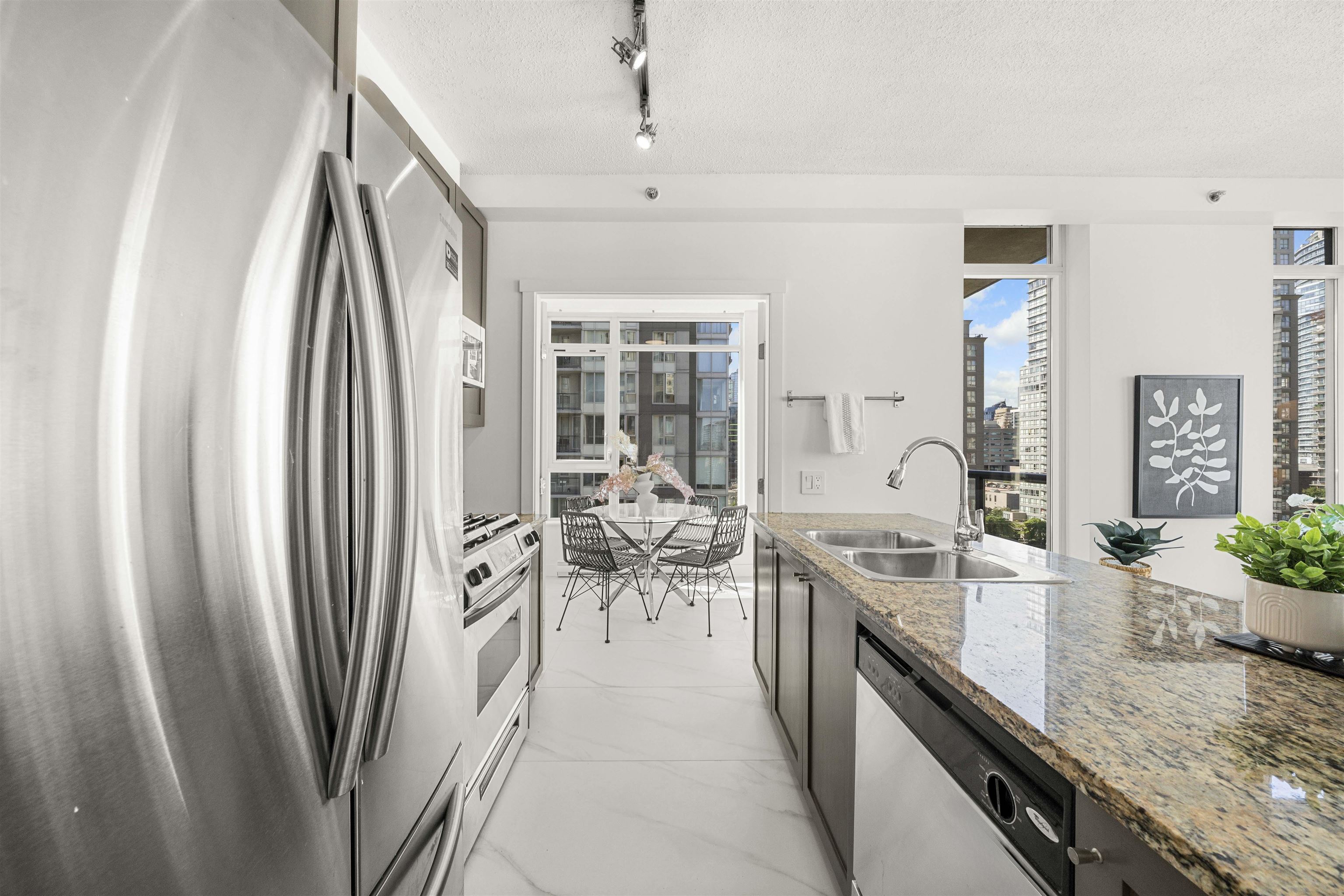 1602 1001 HOMER STREET Unit: 1602