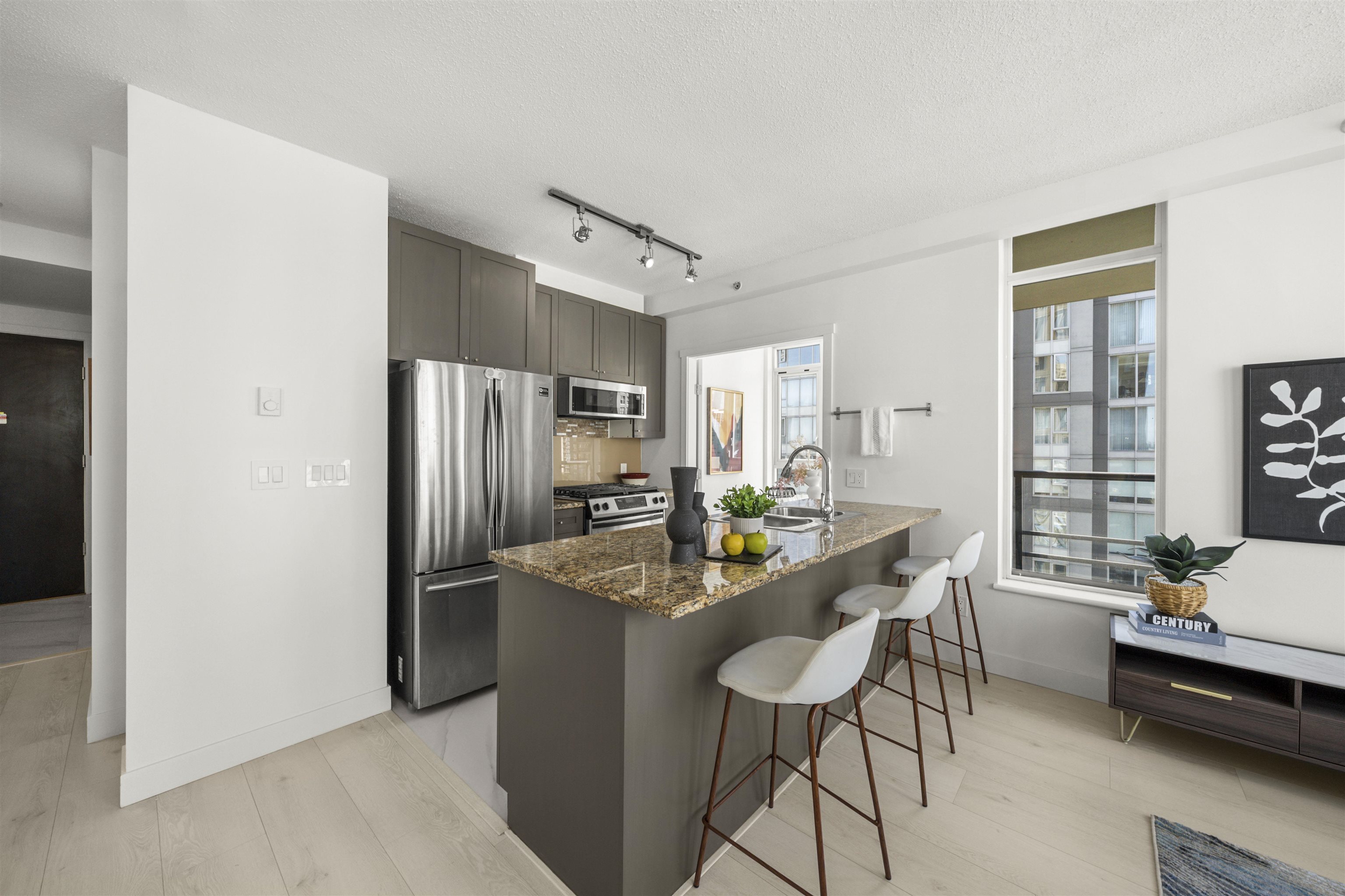 1602 1001 HOMER STREET Unit: 1602