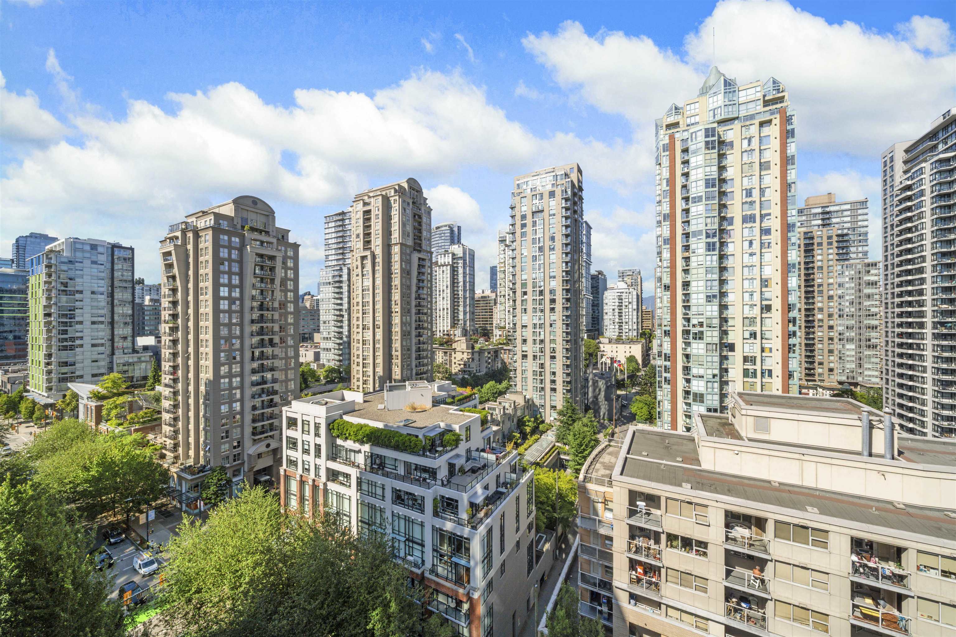 1602 1001 HOMER STREET Unit: 1602