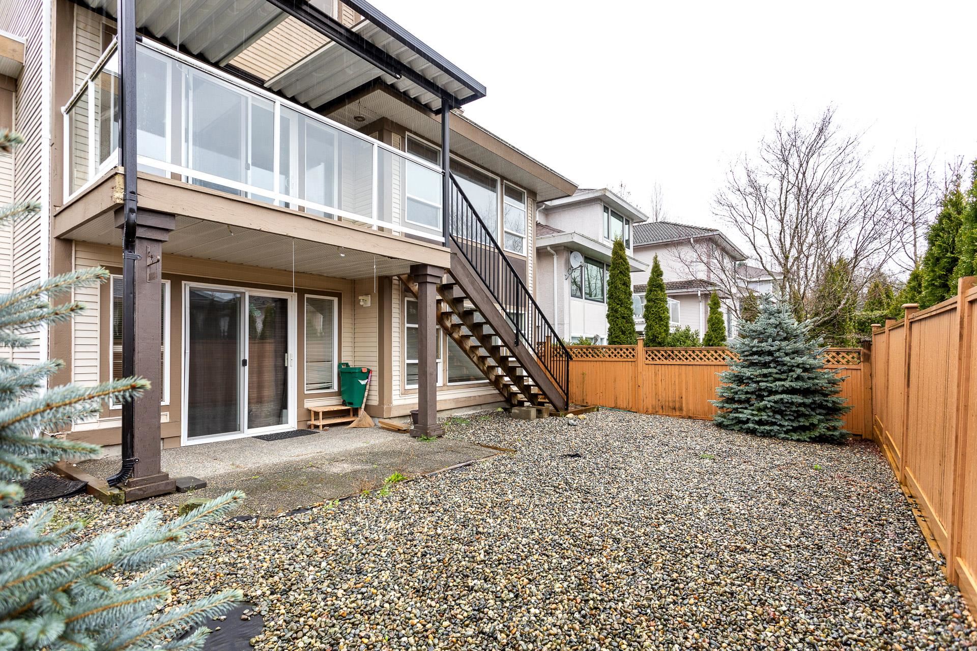 2986 PINETREE CLOSE