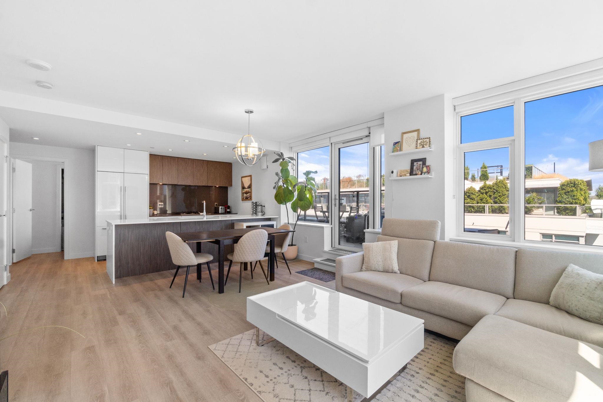 805 209 EAST 7TH AVENUE Unit: 805