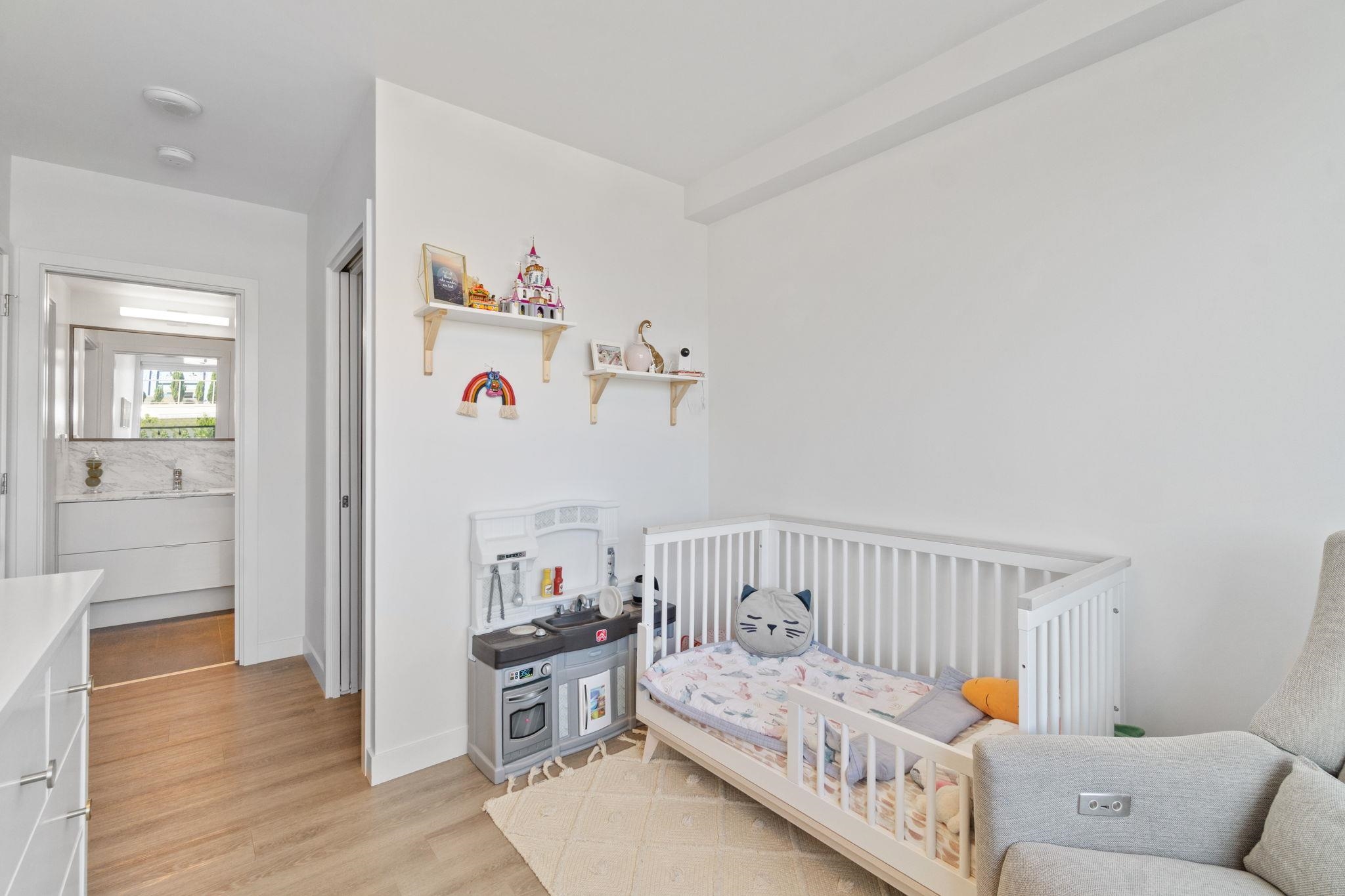 805 209 EAST 7TH AVENUE Unit: 805