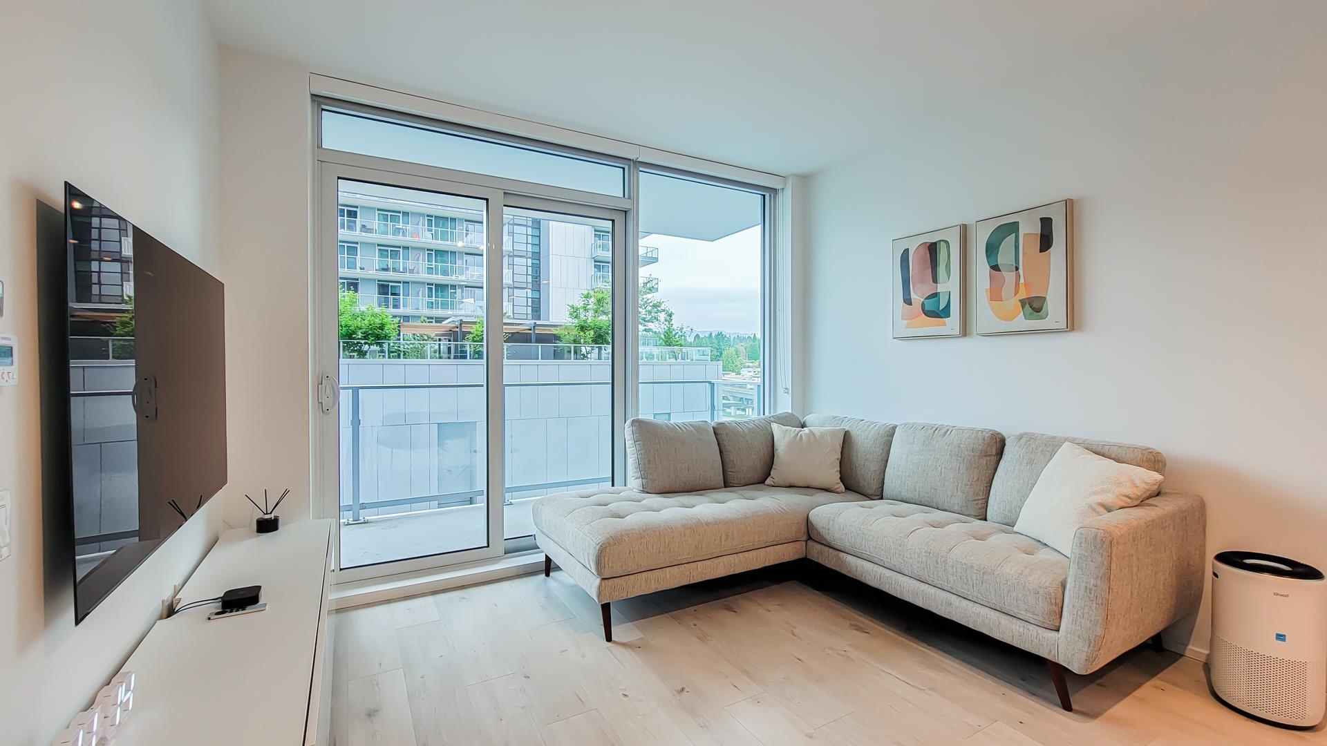 711 3833 EVERGREEN PLACE Unit: 711