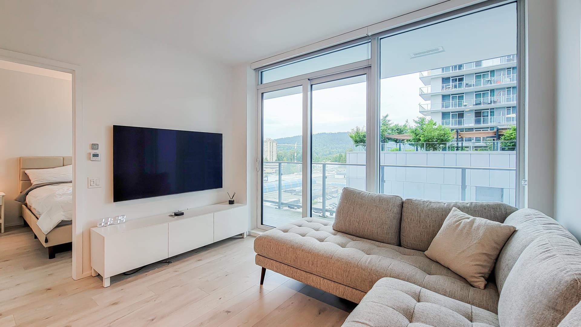 711 3833 EVERGREEN PLACE Unit: 711