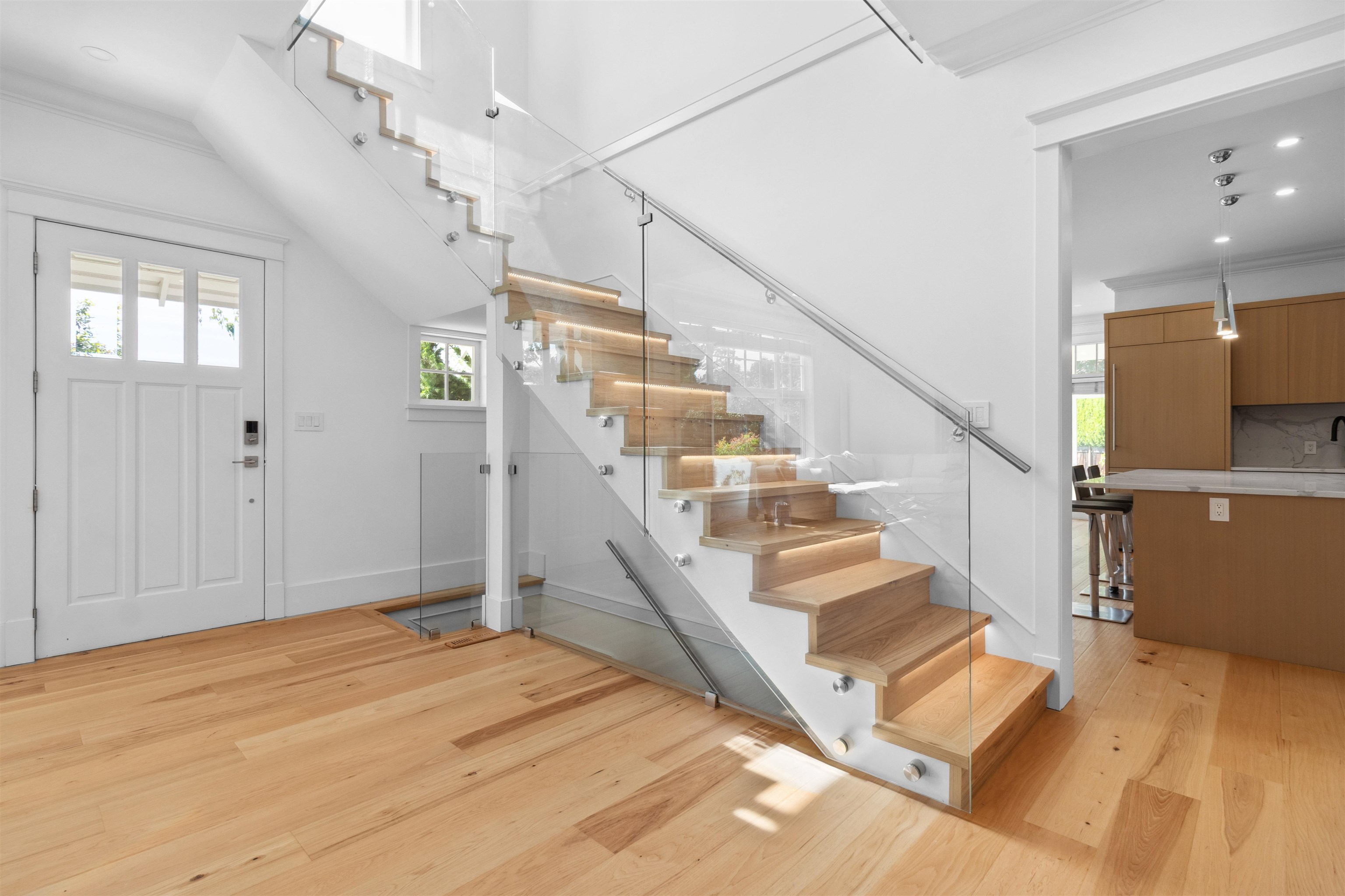 4379 ROSS CRESCENT