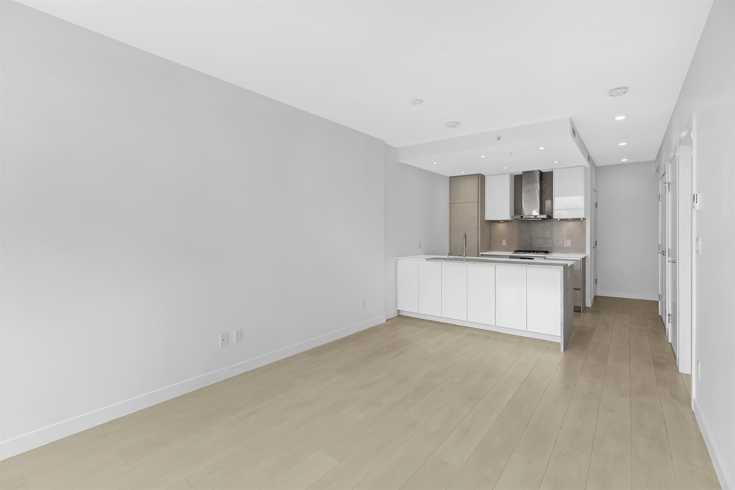 1007 4670 ASSEMBLY WAY Unit: 1007