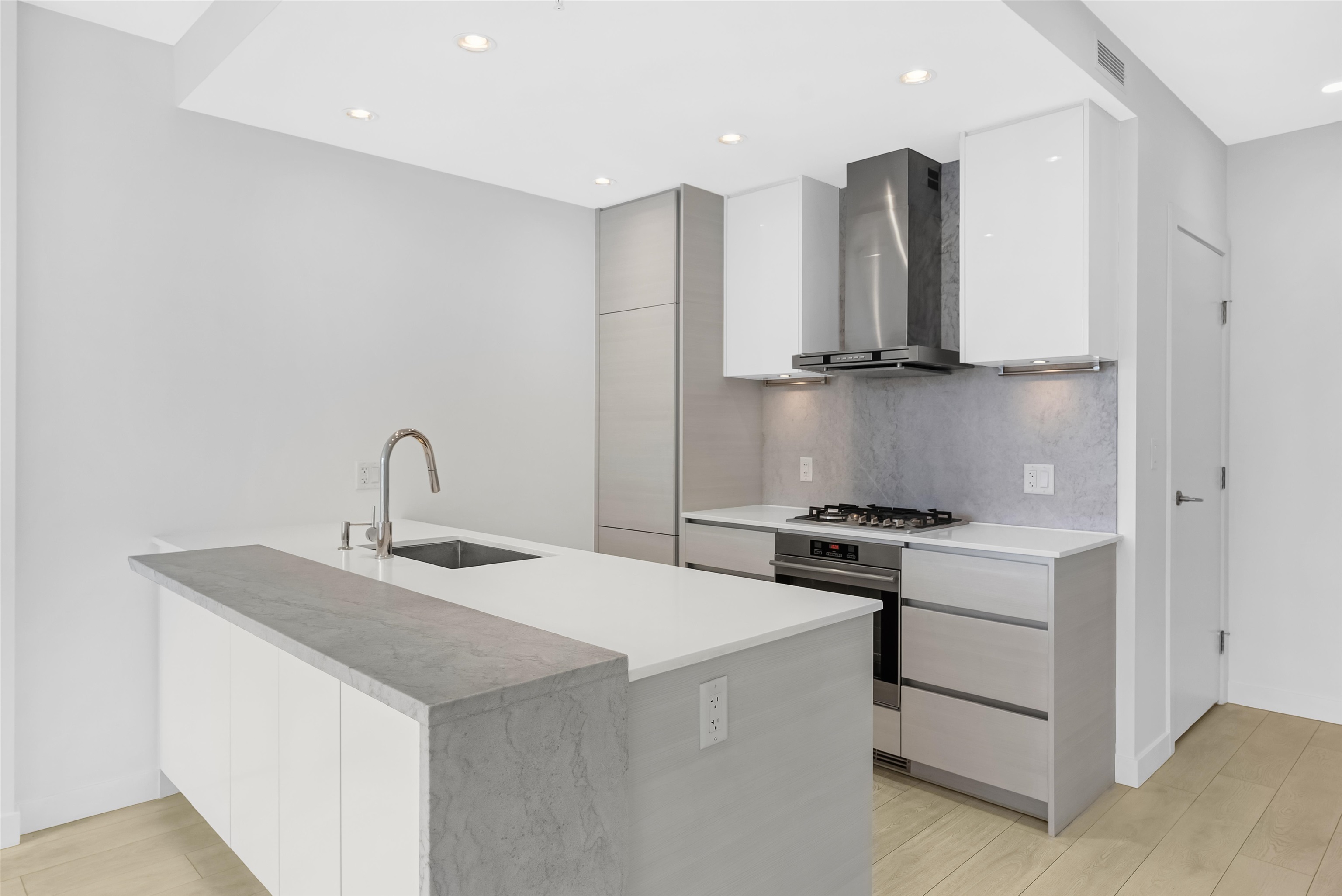 1007 4670 ASSEMBLY WAY Unit: 1007