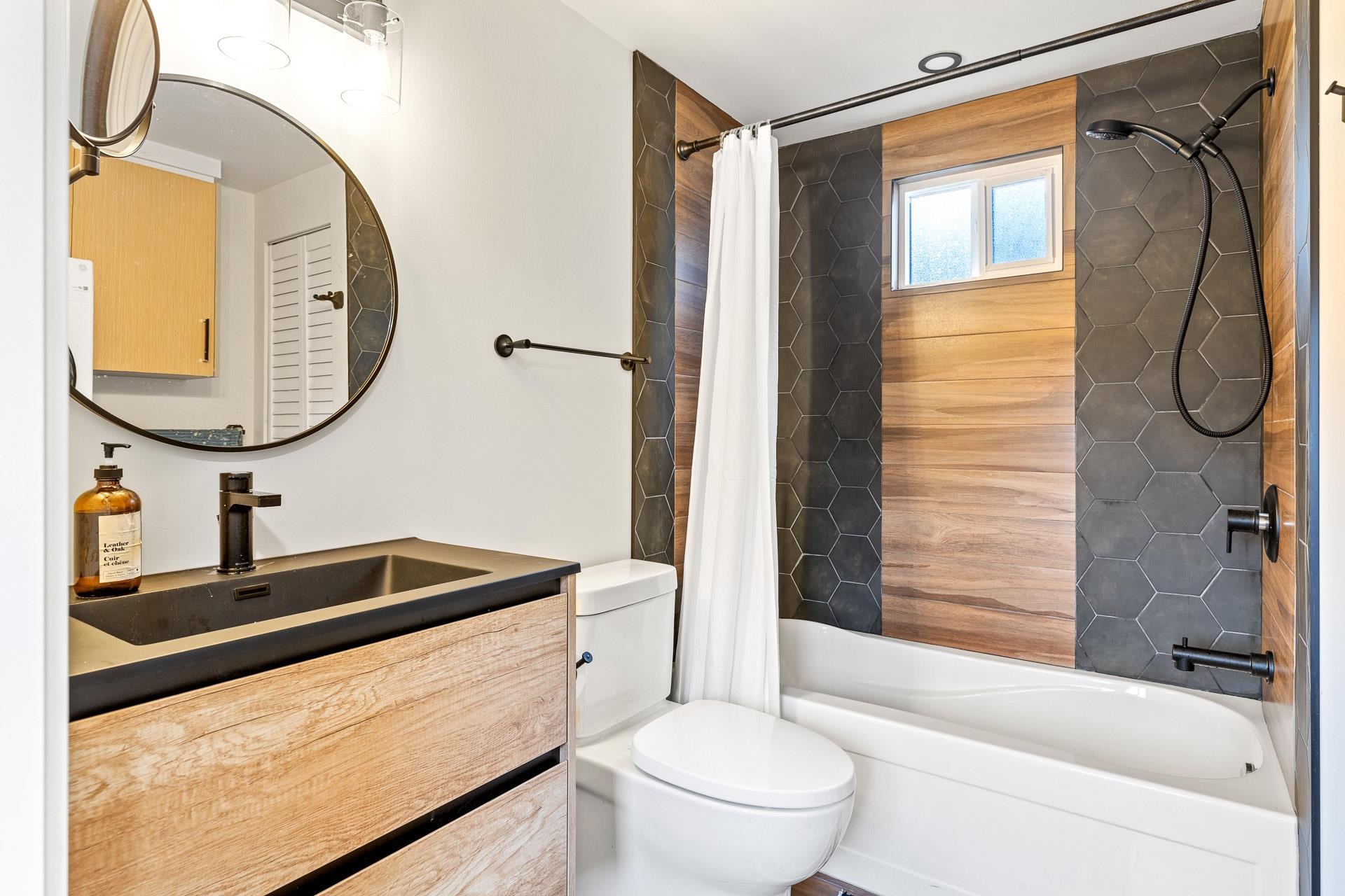 7 8953 SHOOK ROAD Unit: 7