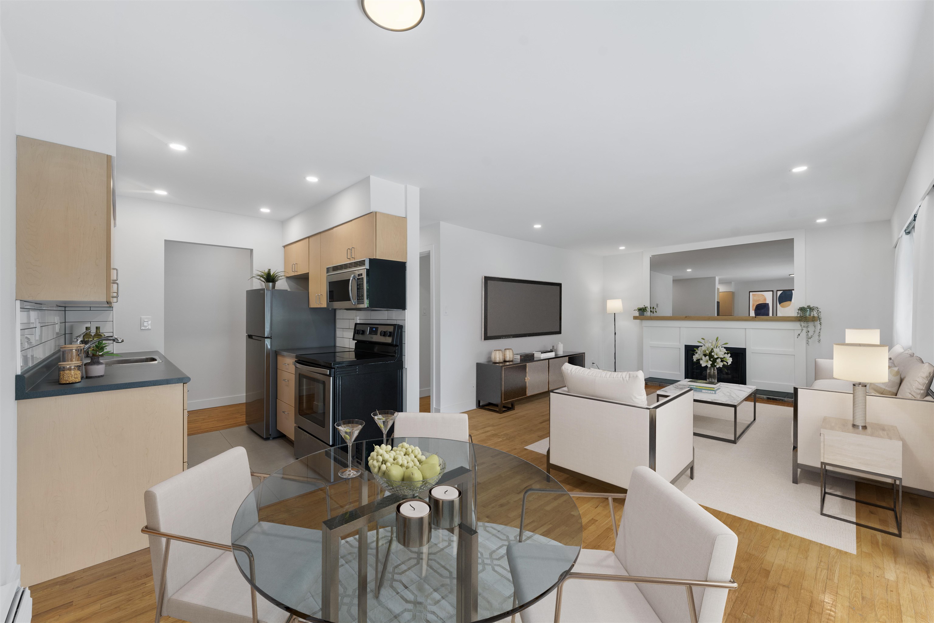 502 555 W 28TH STREET Unit: 502