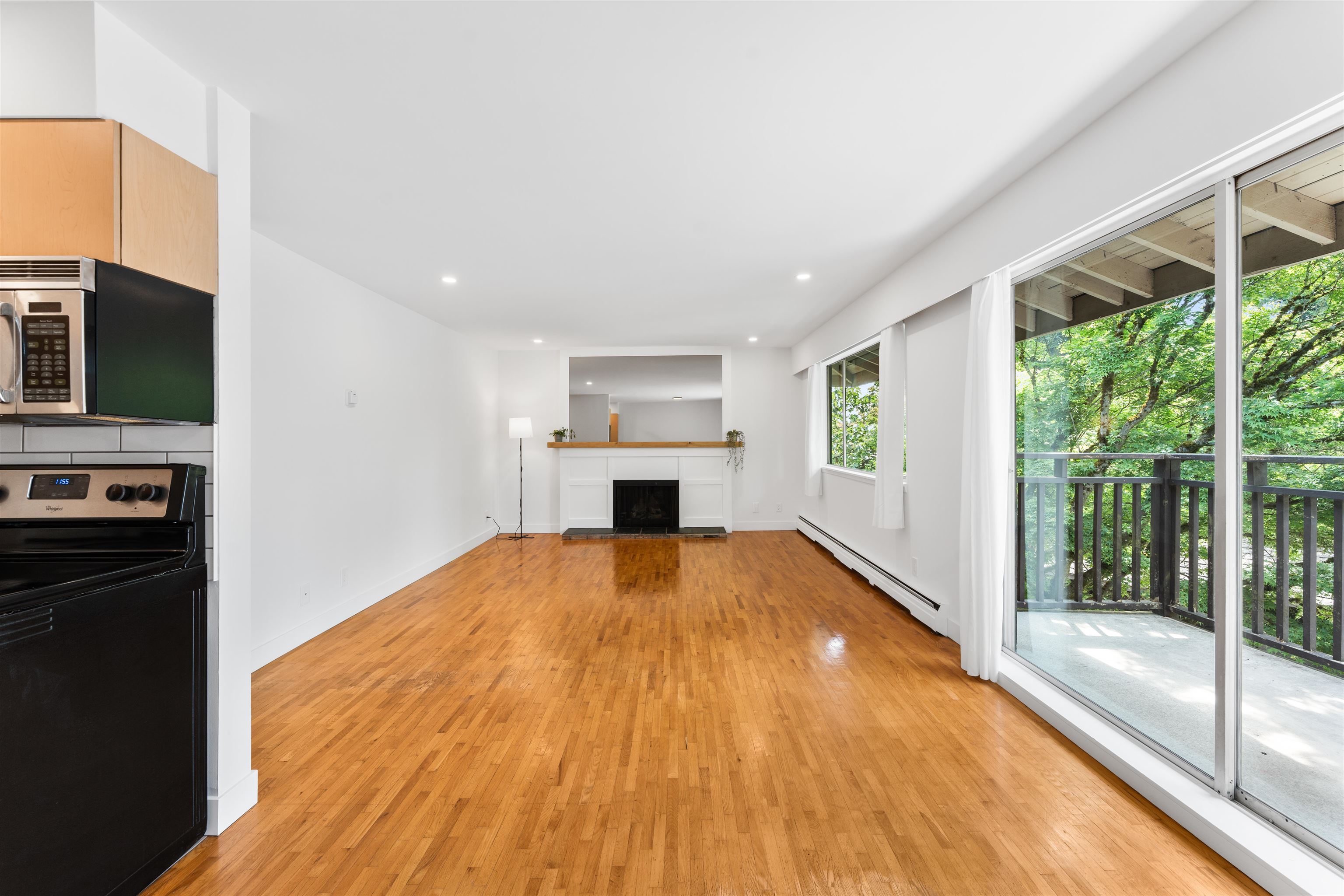 502 555 W 28TH STREET Unit: 502