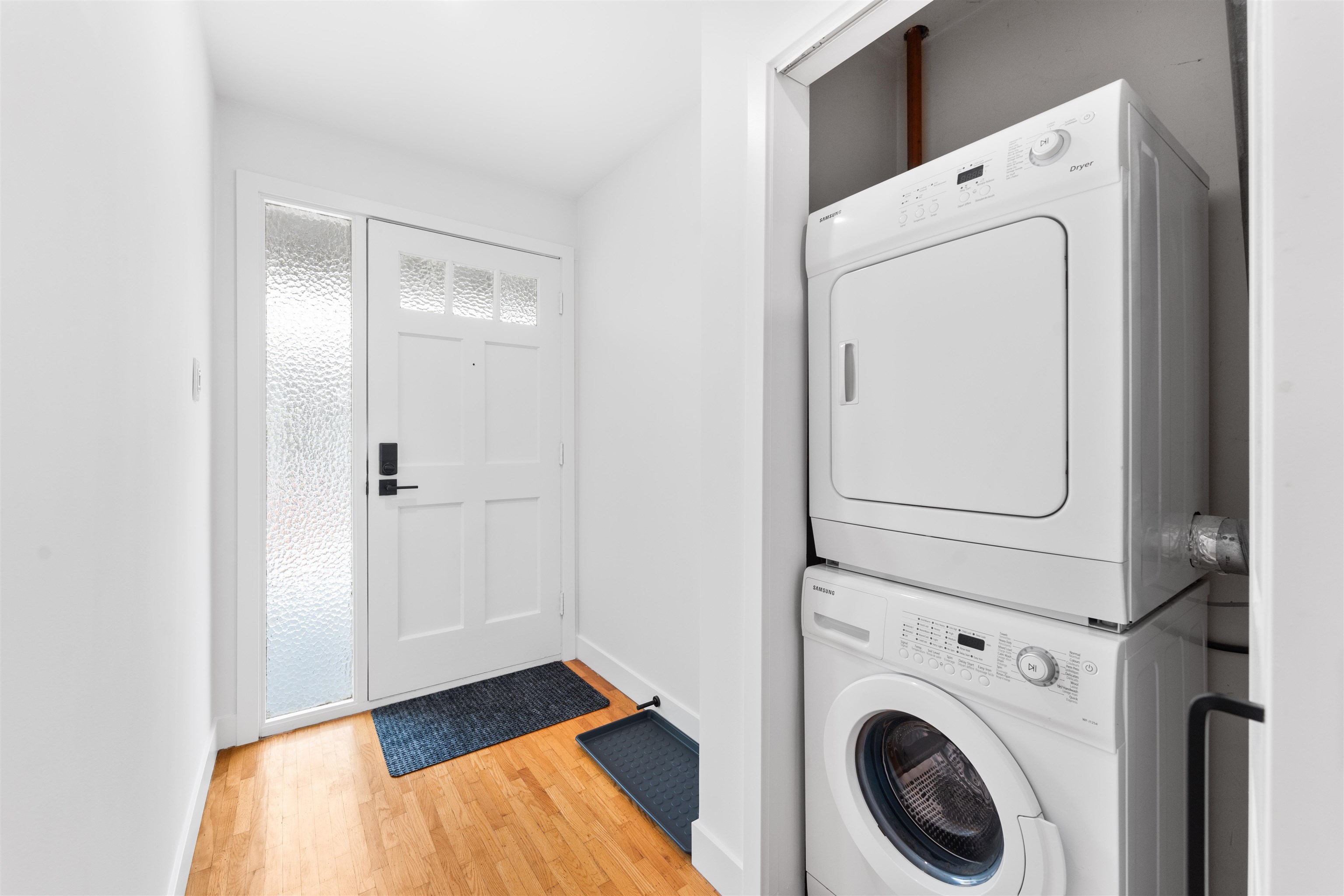 502 555 W 28TH STREET Unit: 502