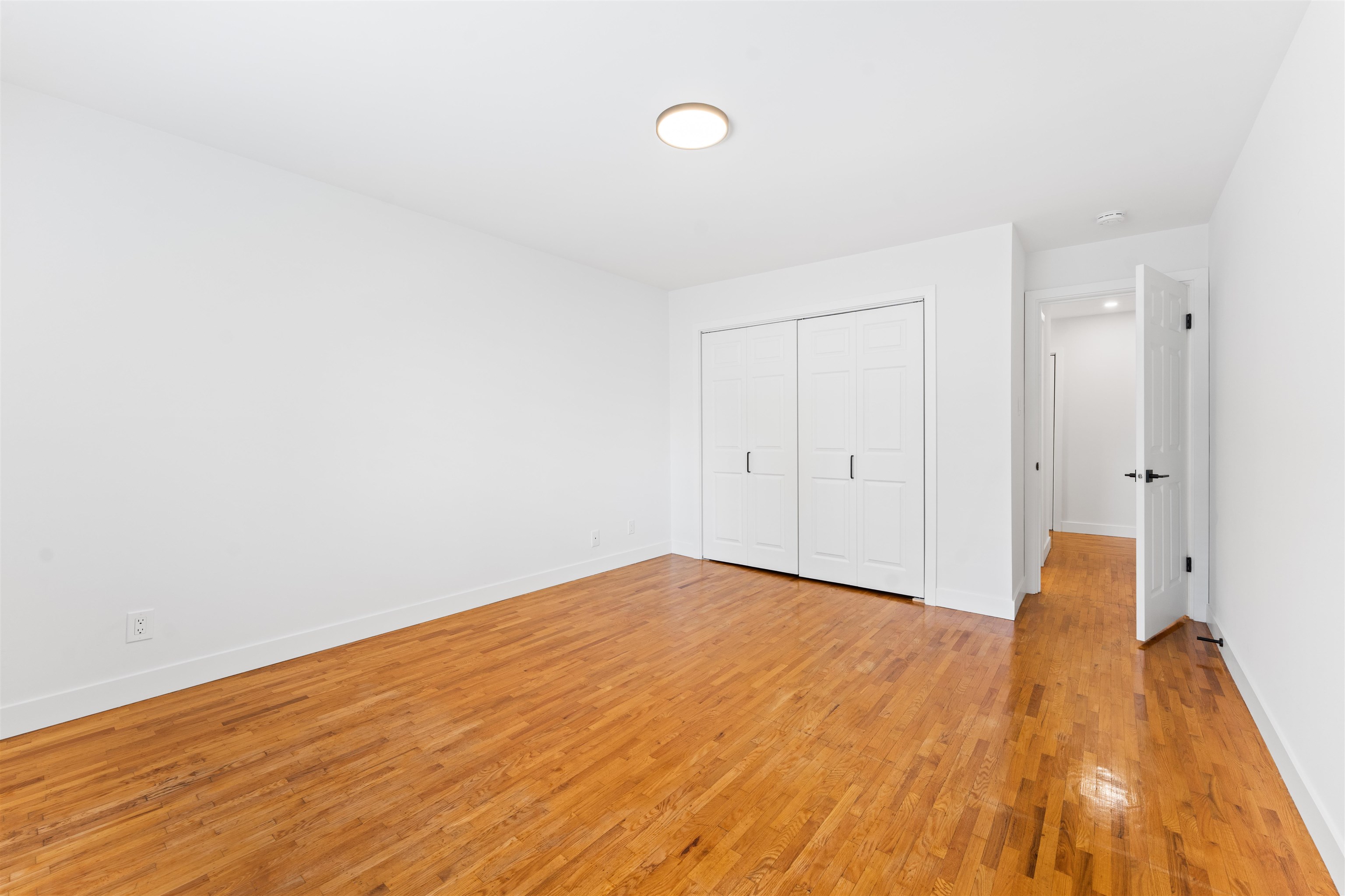 502 555 W 28TH STREET Unit: 502