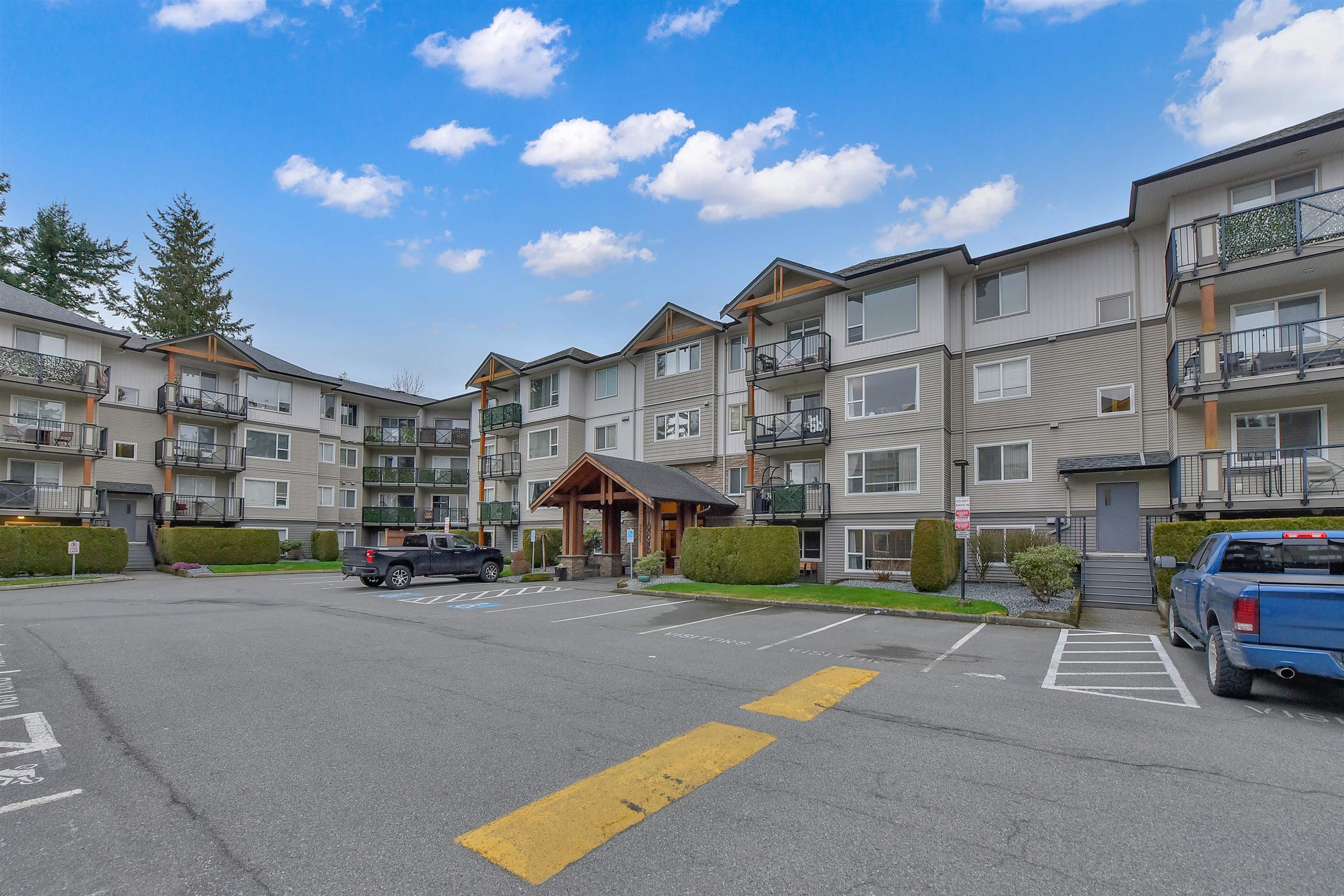 310 2955 DIAMOND CRESCENT Unit: 310