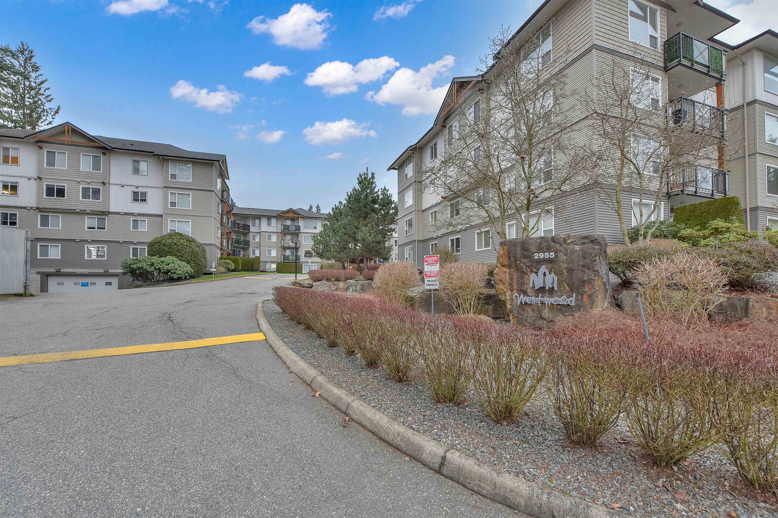 310 2955 DIAMOND CRESCENT Unit: 310