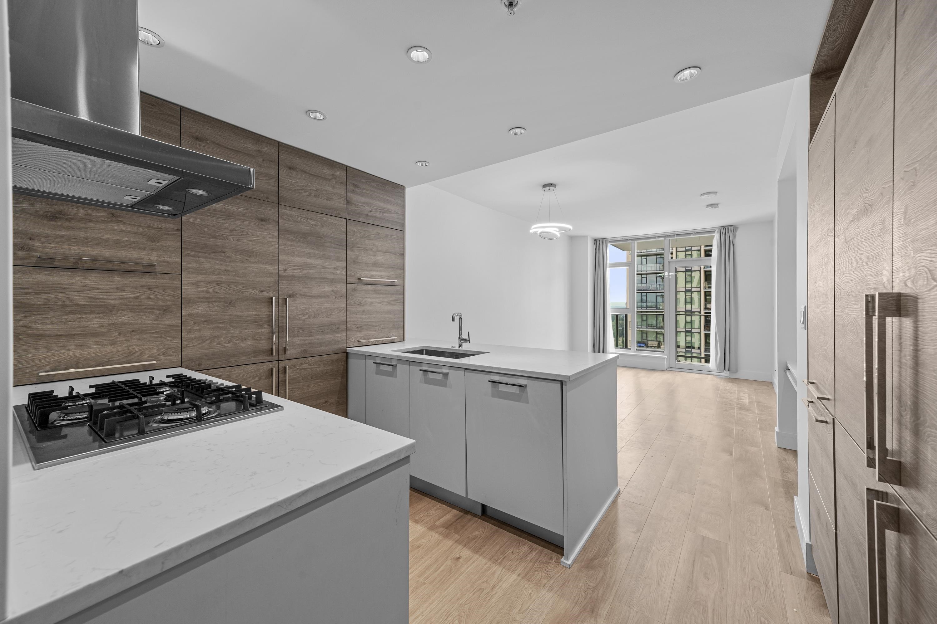 1801 7303 NOBLE LANE Unit: 1801