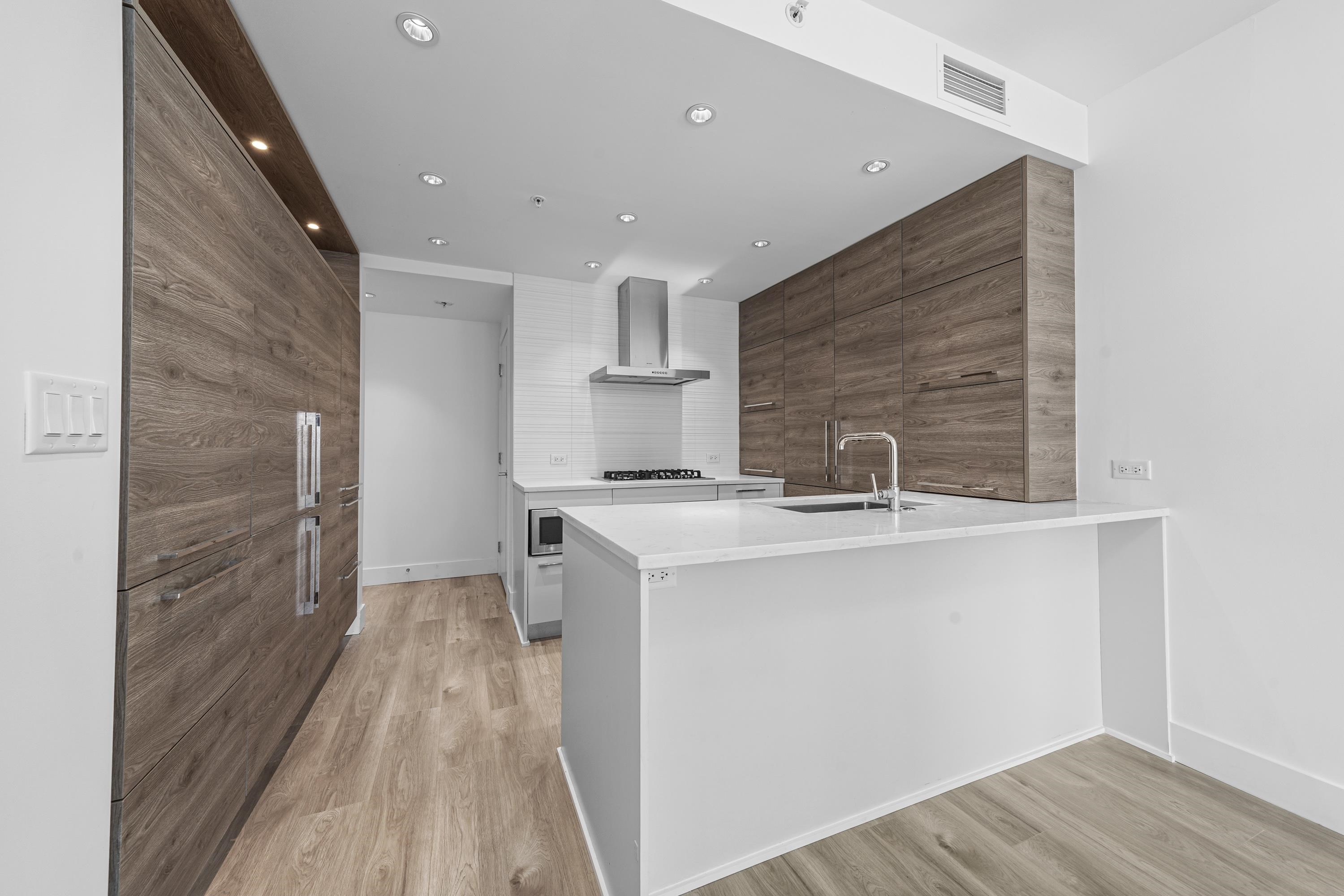1801 7303 NOBLE LANE Unit: 1801
