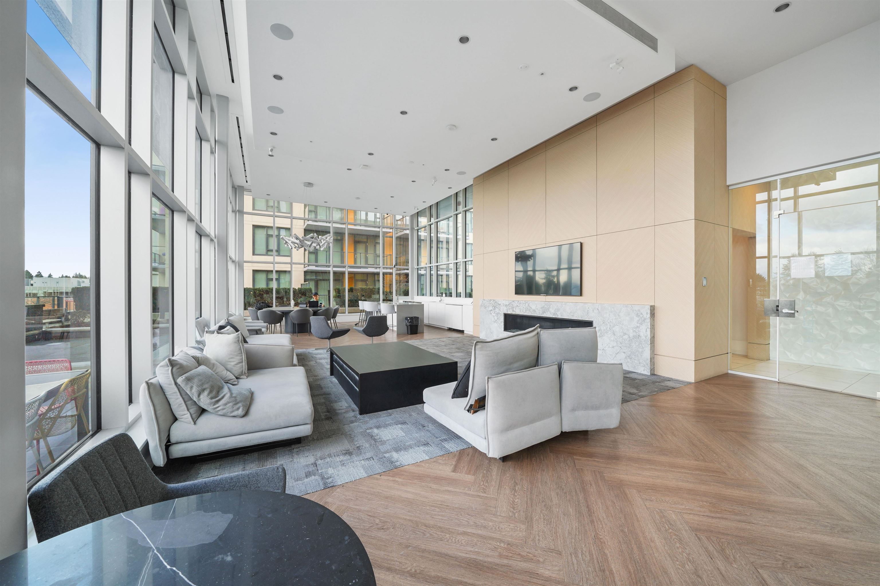 1801 7303 NOBLE LANE Unit: 1801